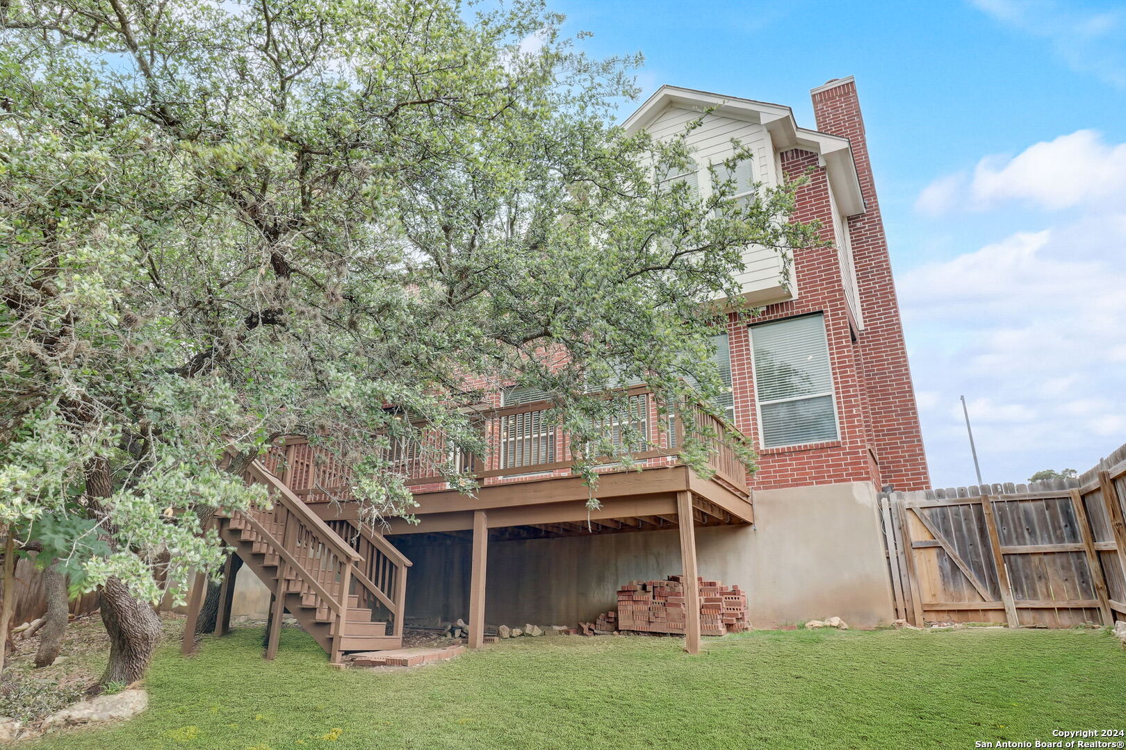 414 MESA LOOP