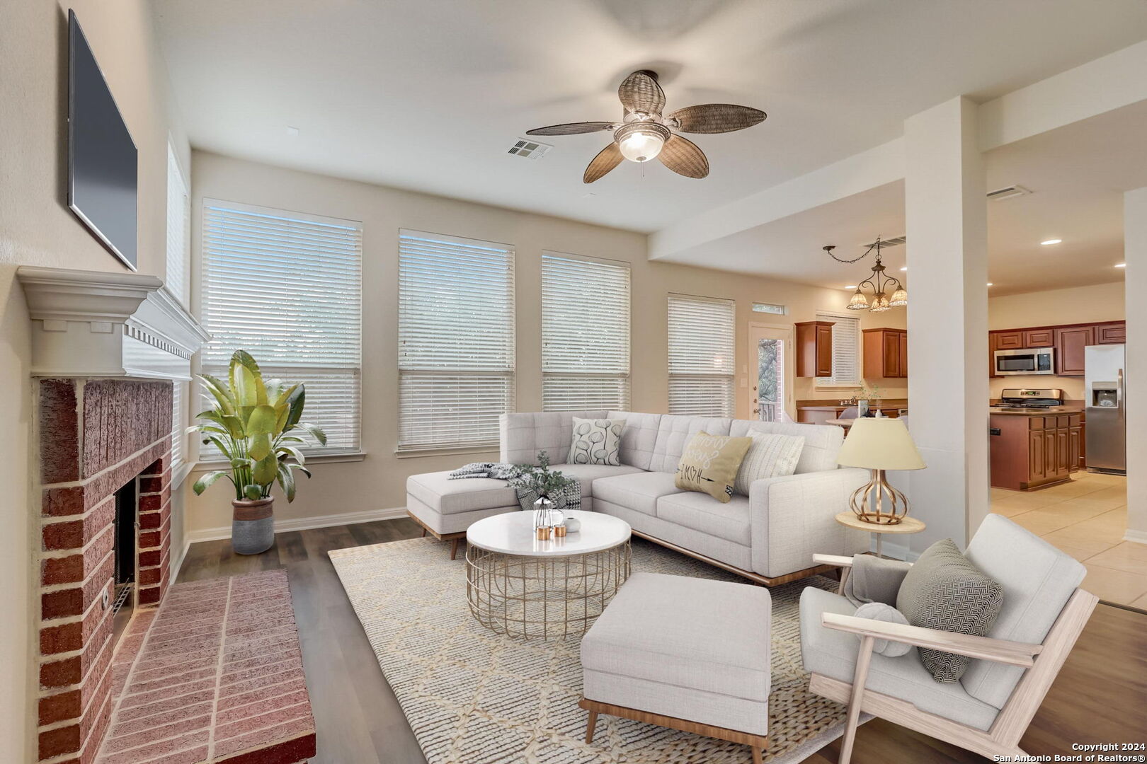 414 MESA LOOP