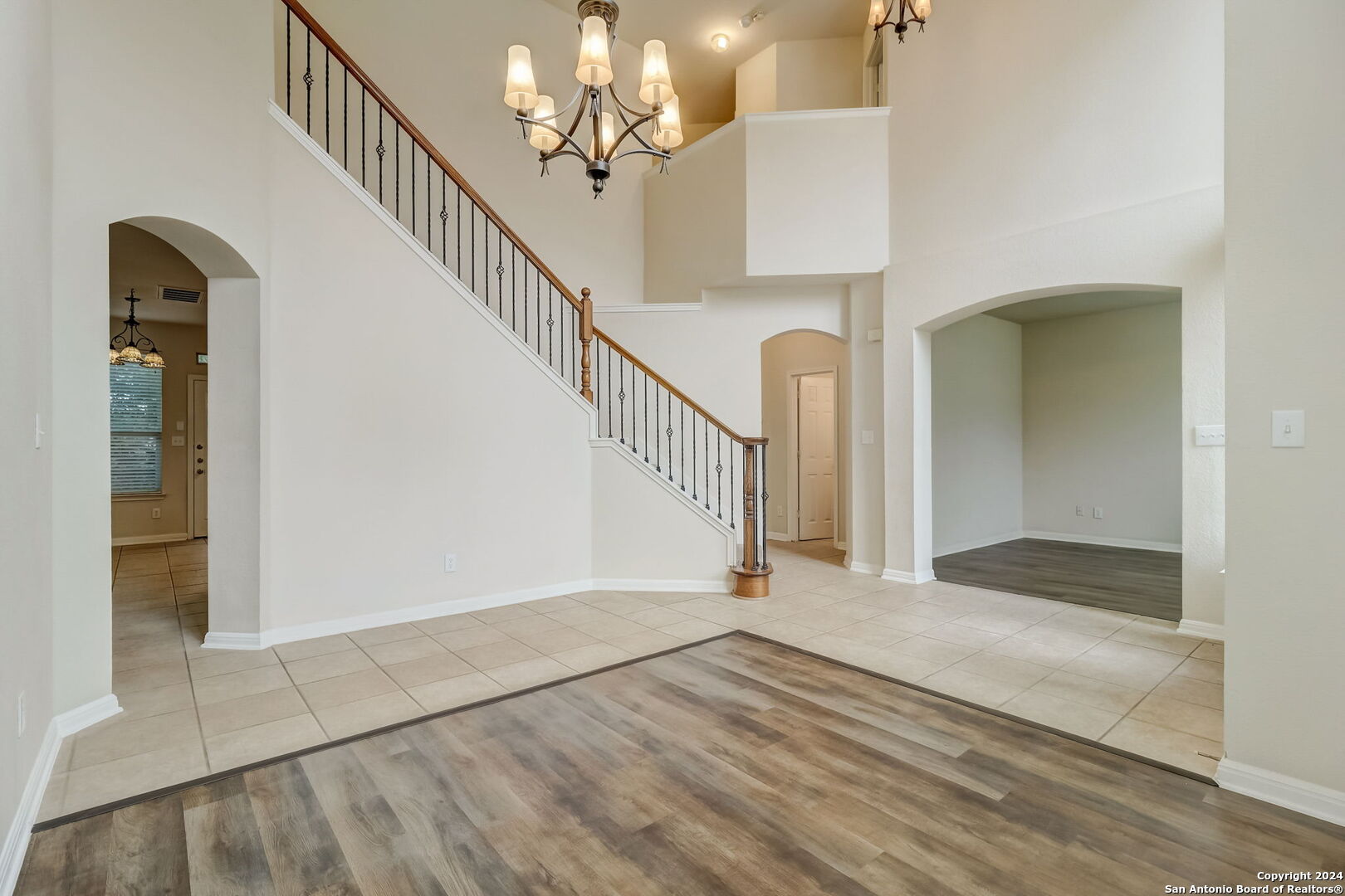 414 MESA LOOP