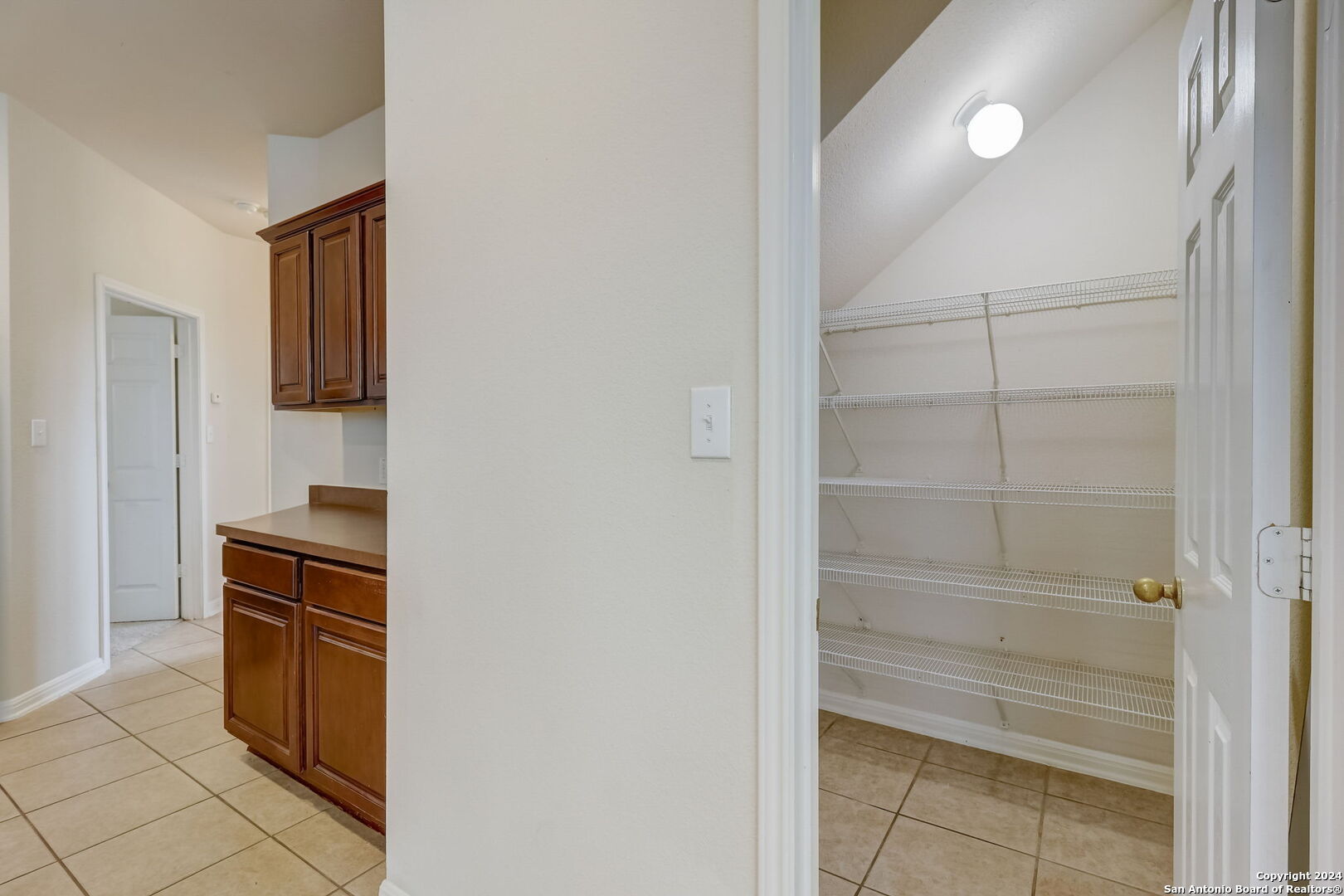 414 MESA LOOP