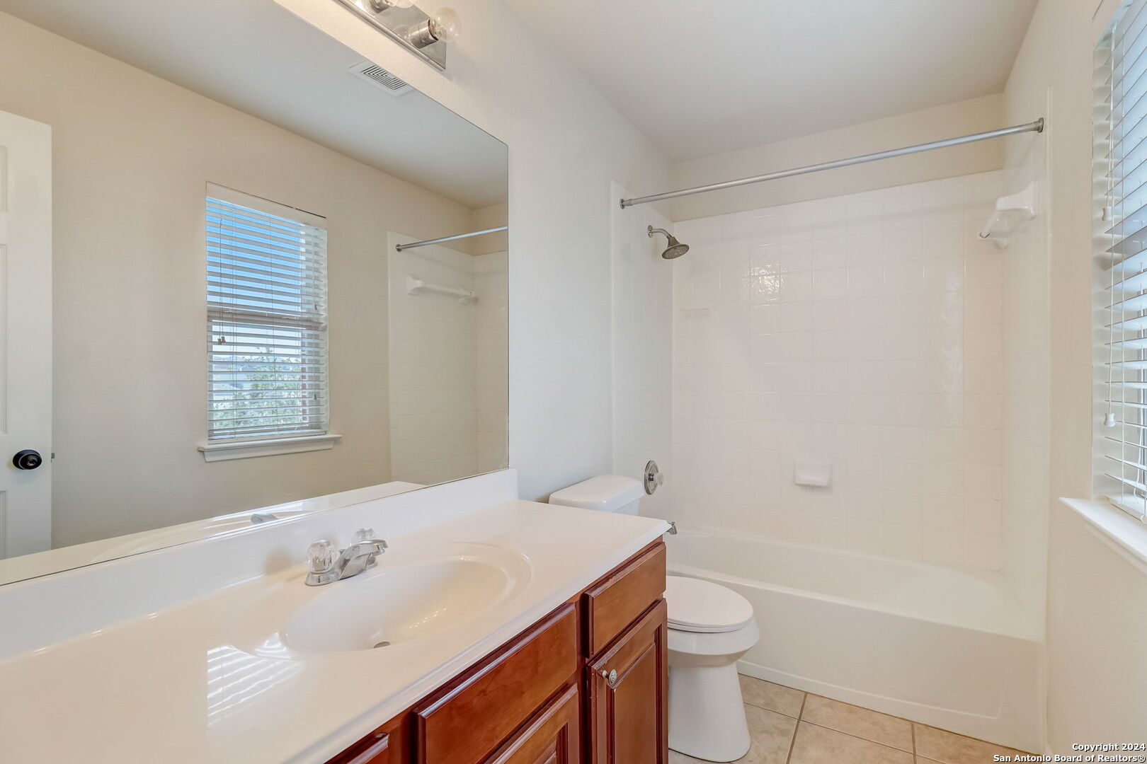 414 MESA LOOP