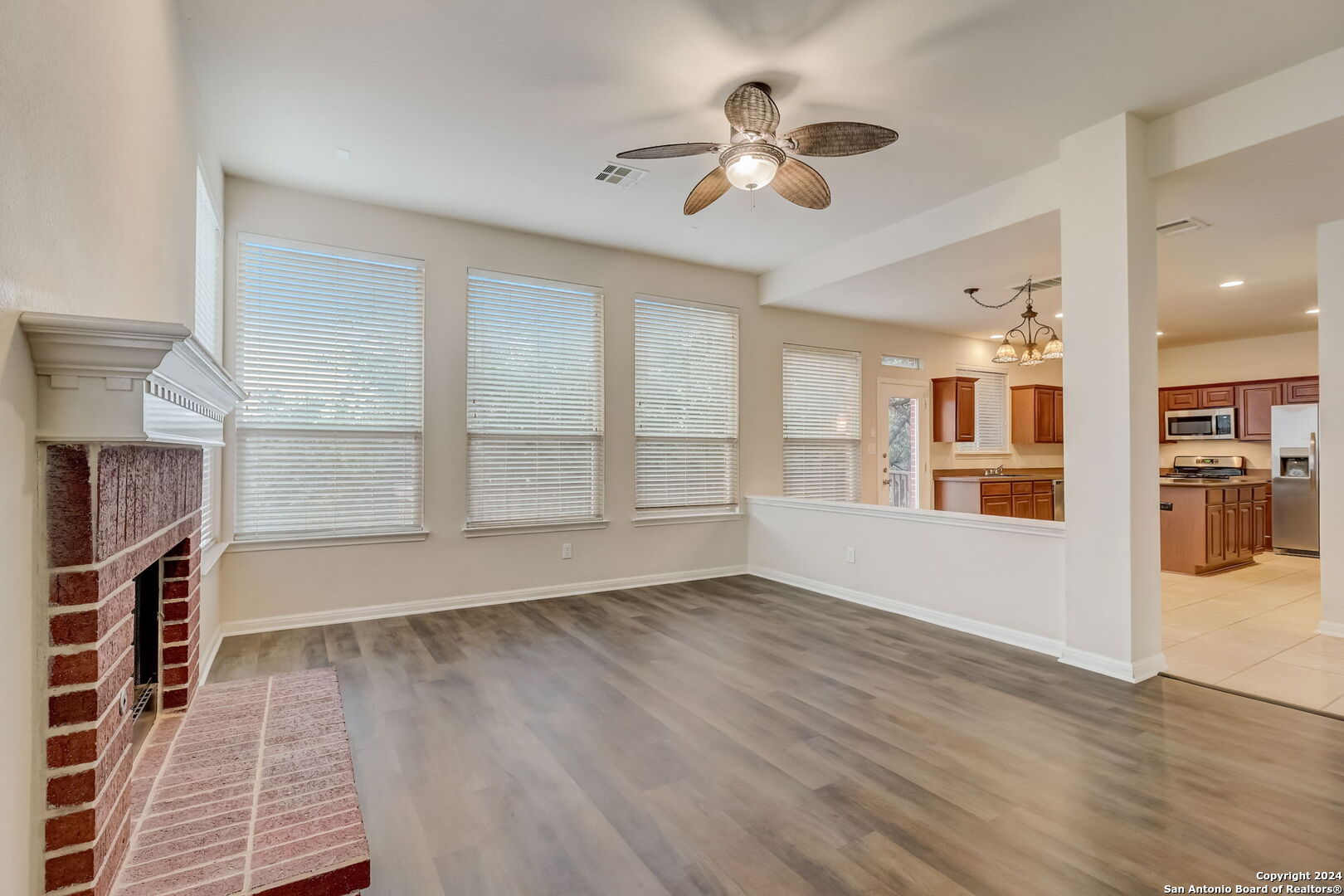 414 MESA LOOP