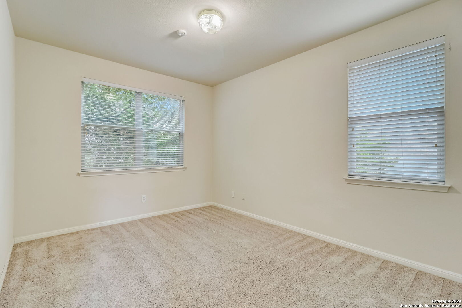 414 MESA LOOP