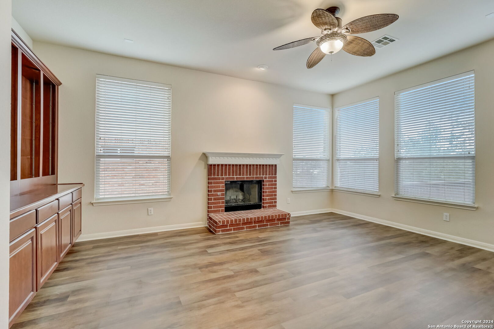 414 MESA LOOP