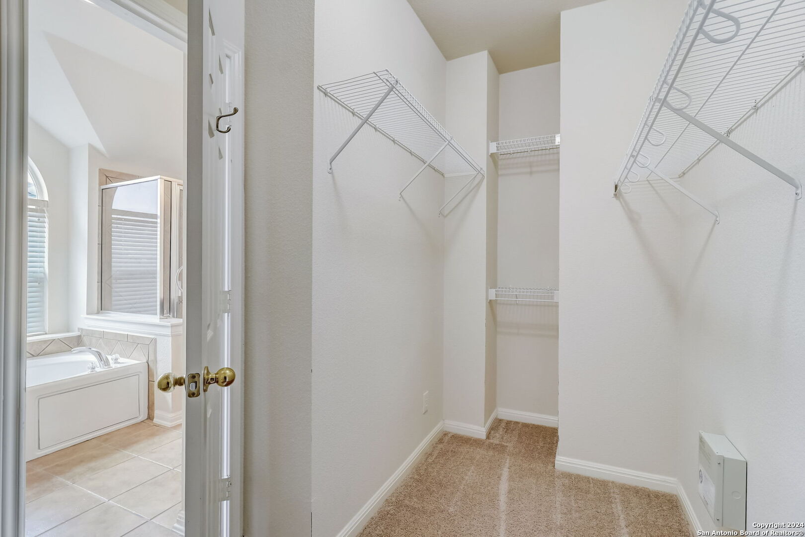 414 MESA LOOP