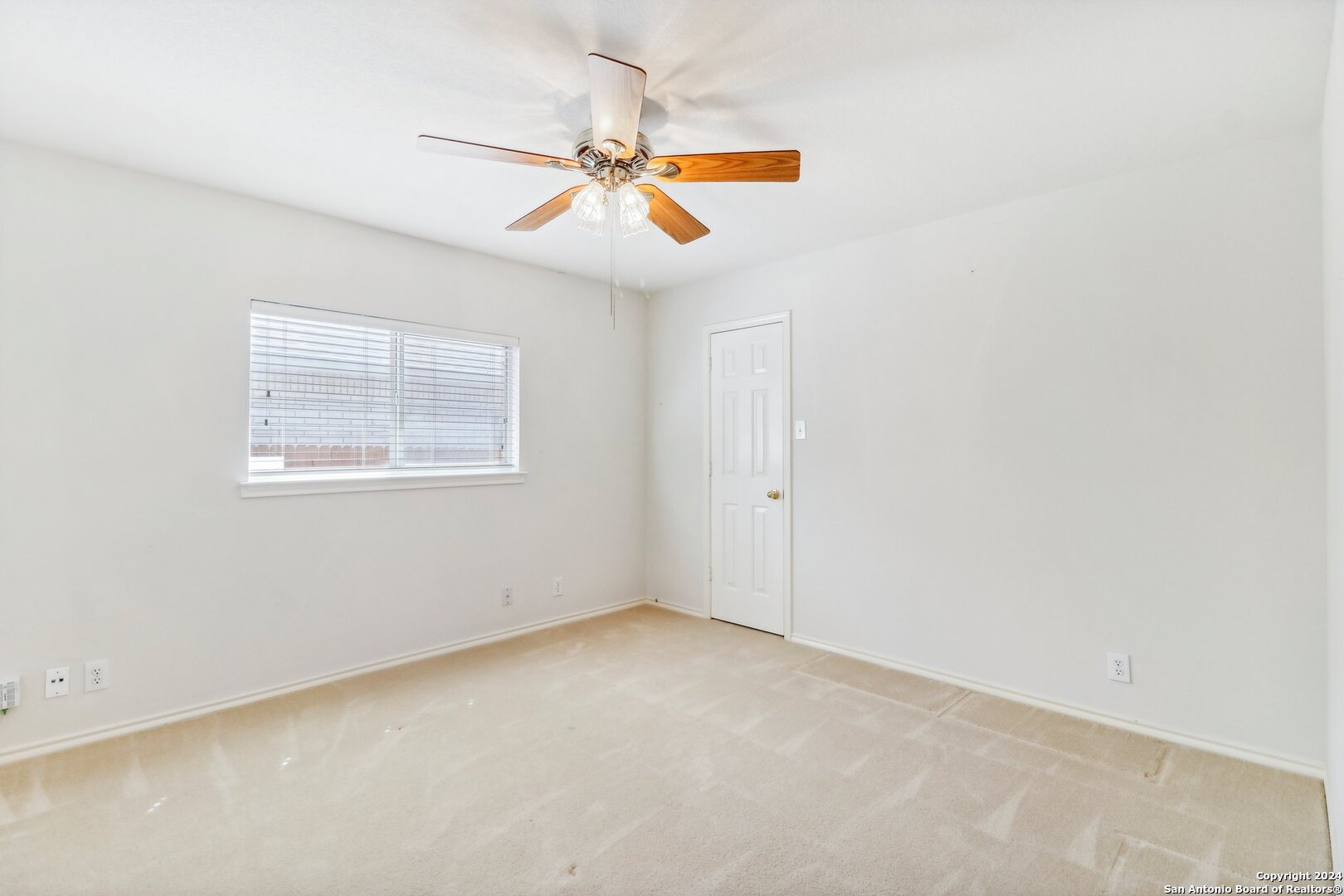 2626 MONTEBELLO