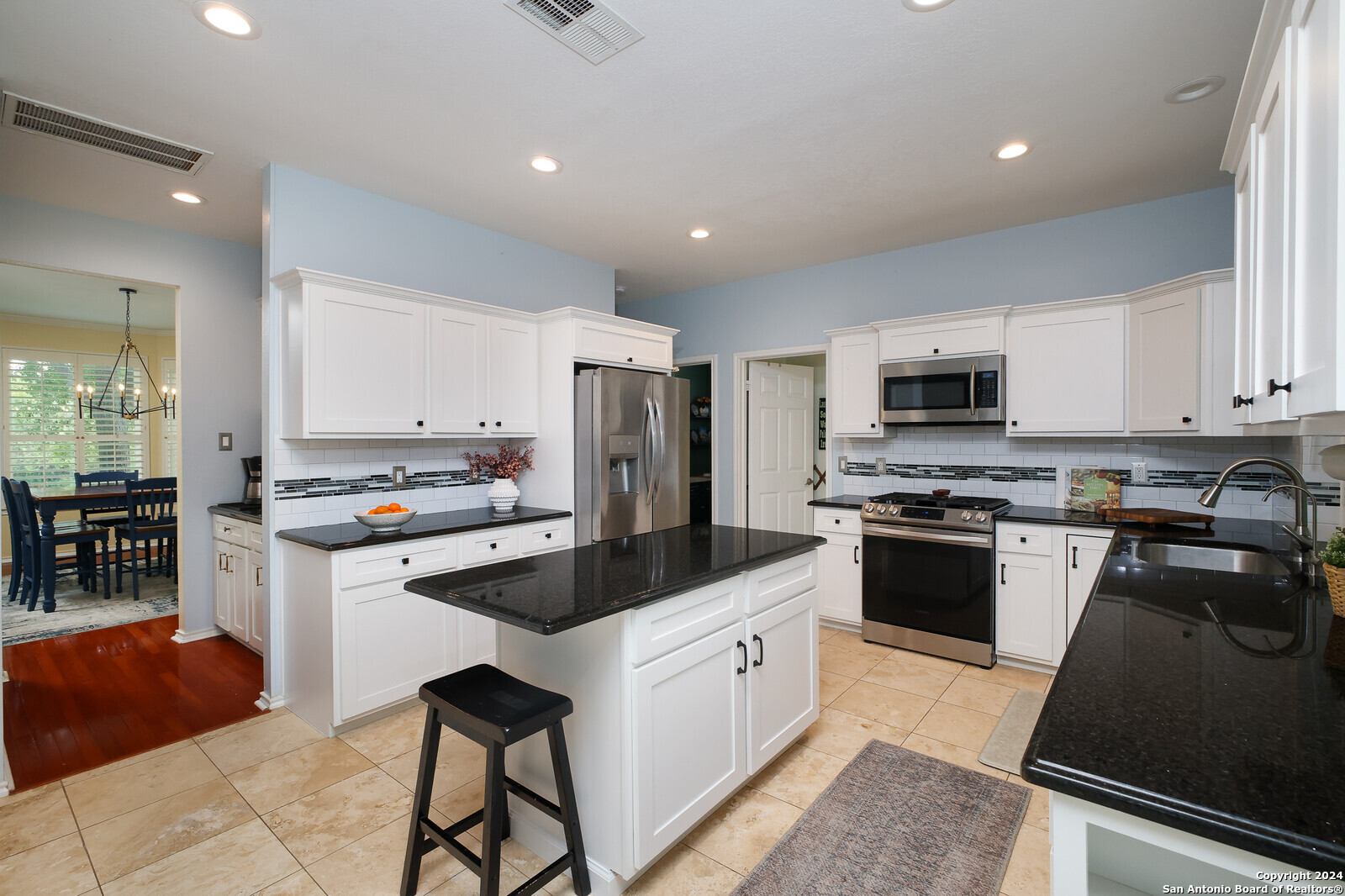 4642 SHAVANO BIRCH