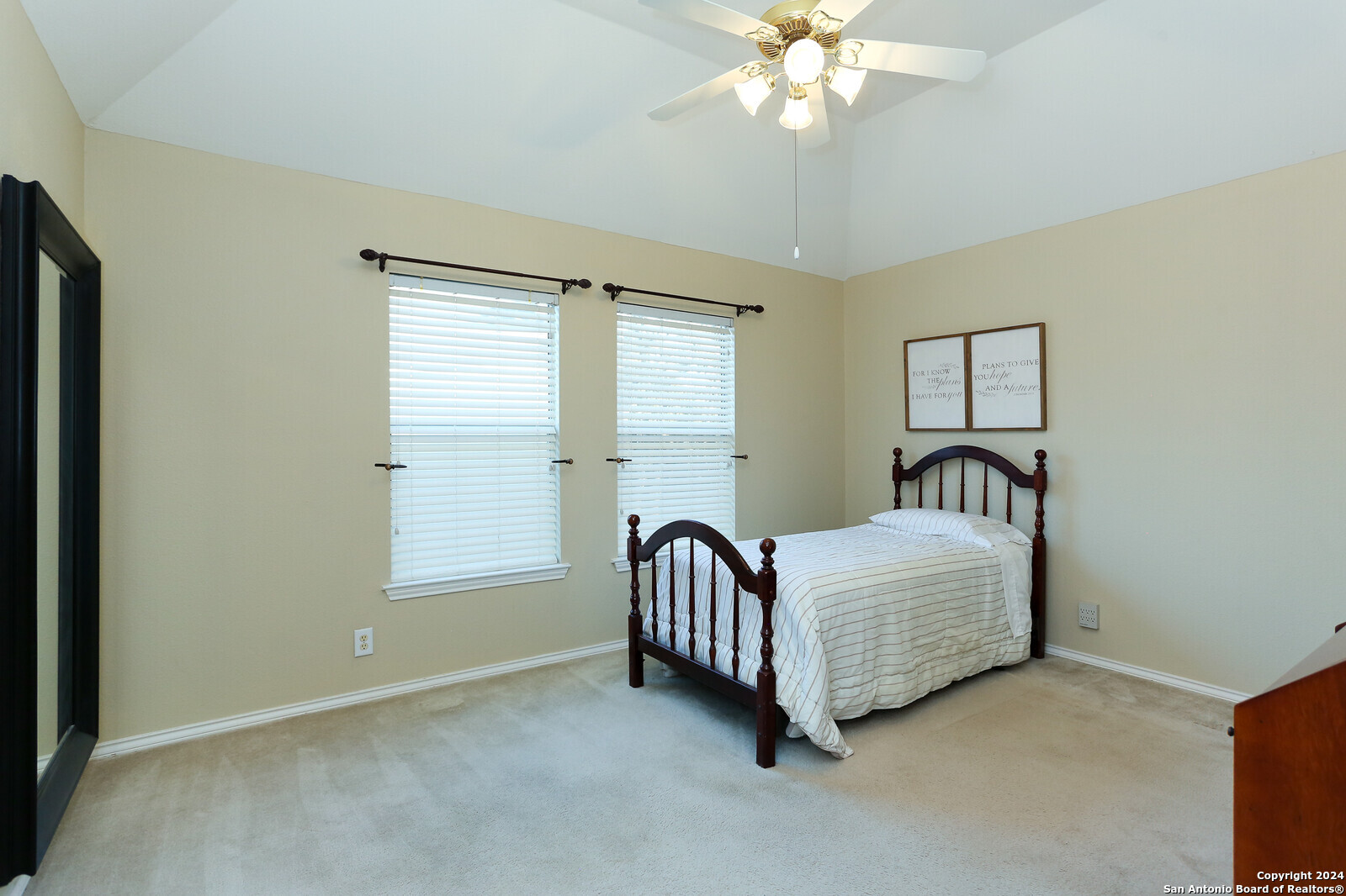 18610 SURREYWOOD