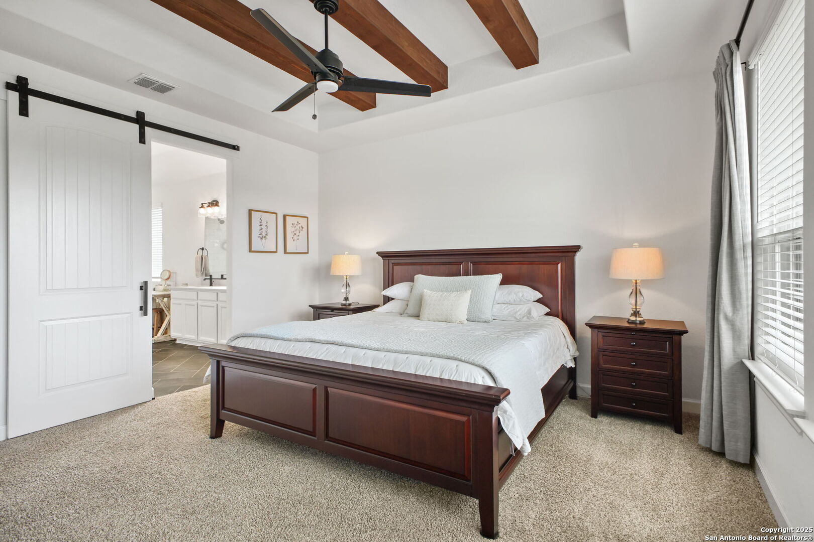 542 Private Road 3702