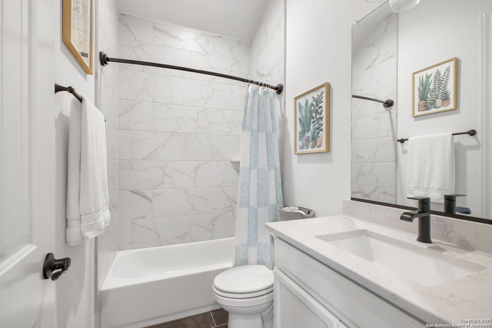 542 Private Road 3702
