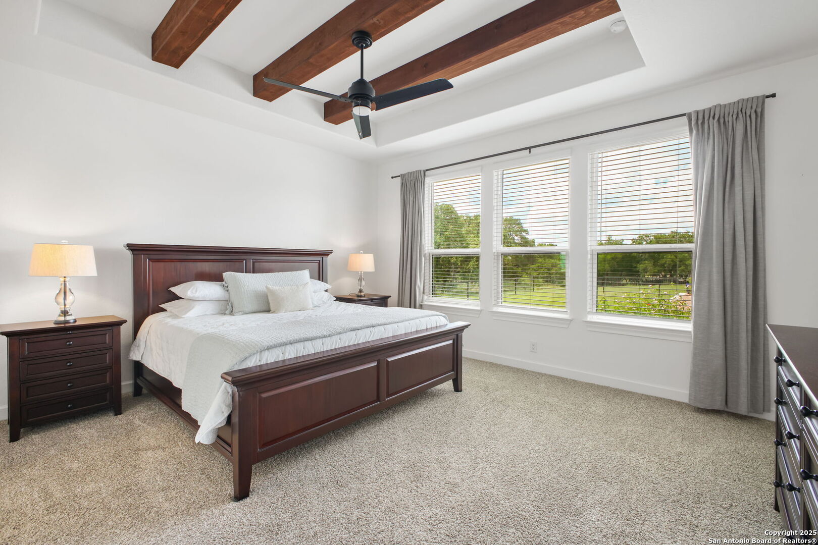 542 Private Road 3702