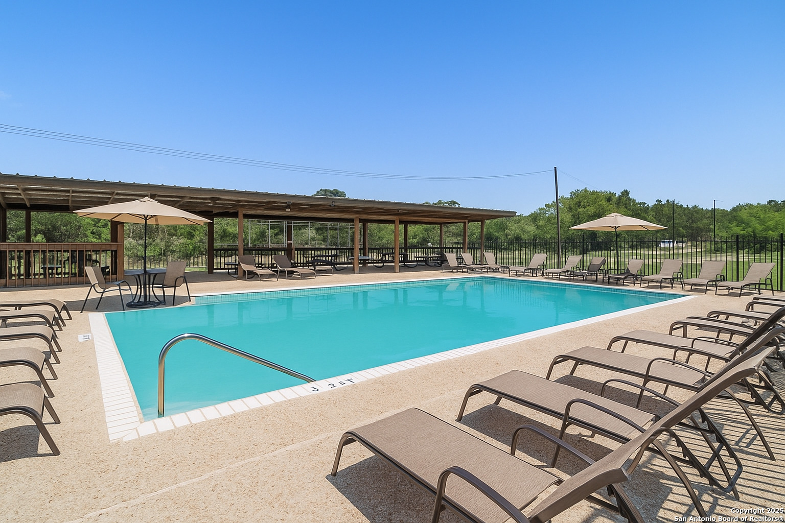 2630 ROCKY RIDGE LOOP