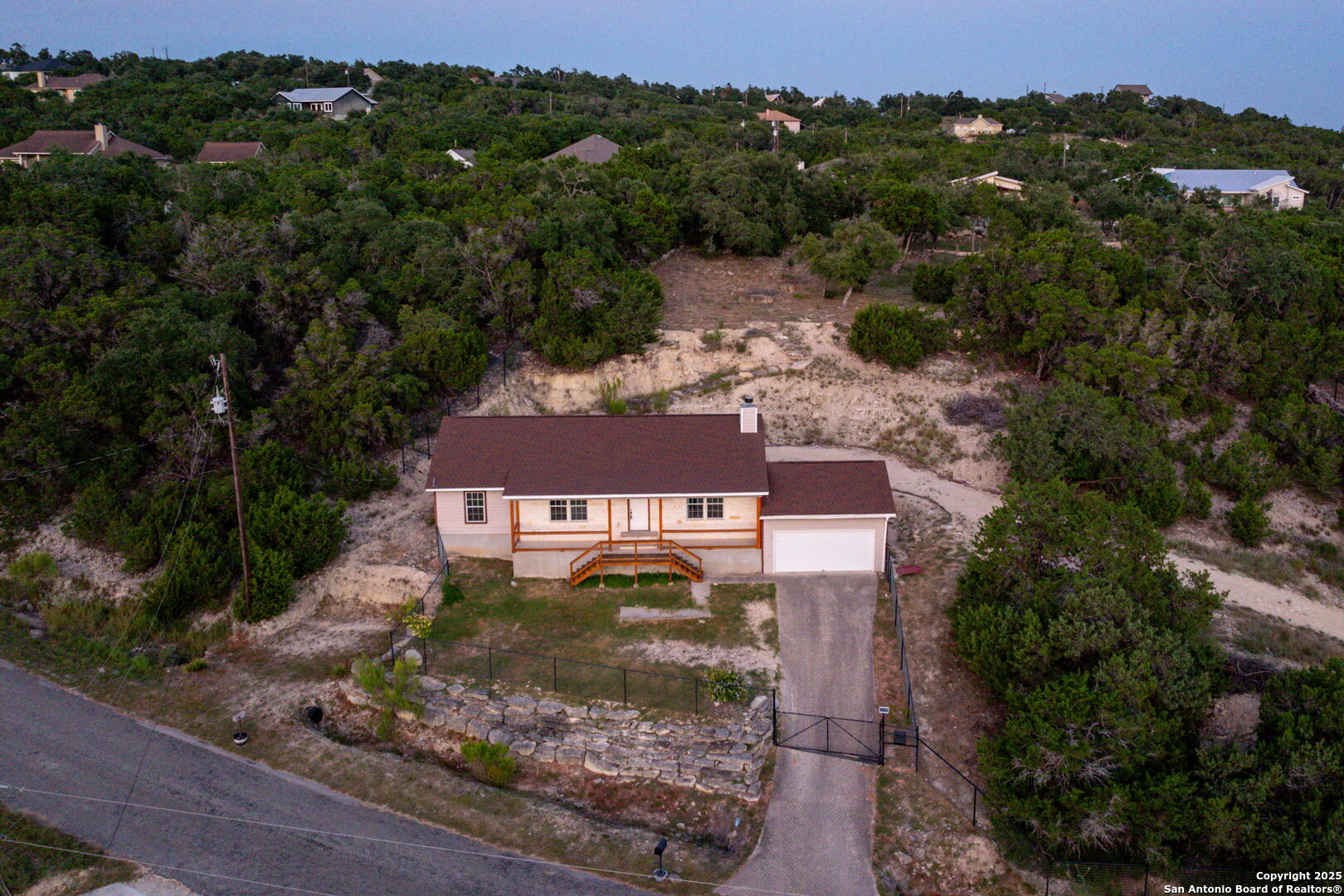 2630 ROCKY RIDGE LOOP