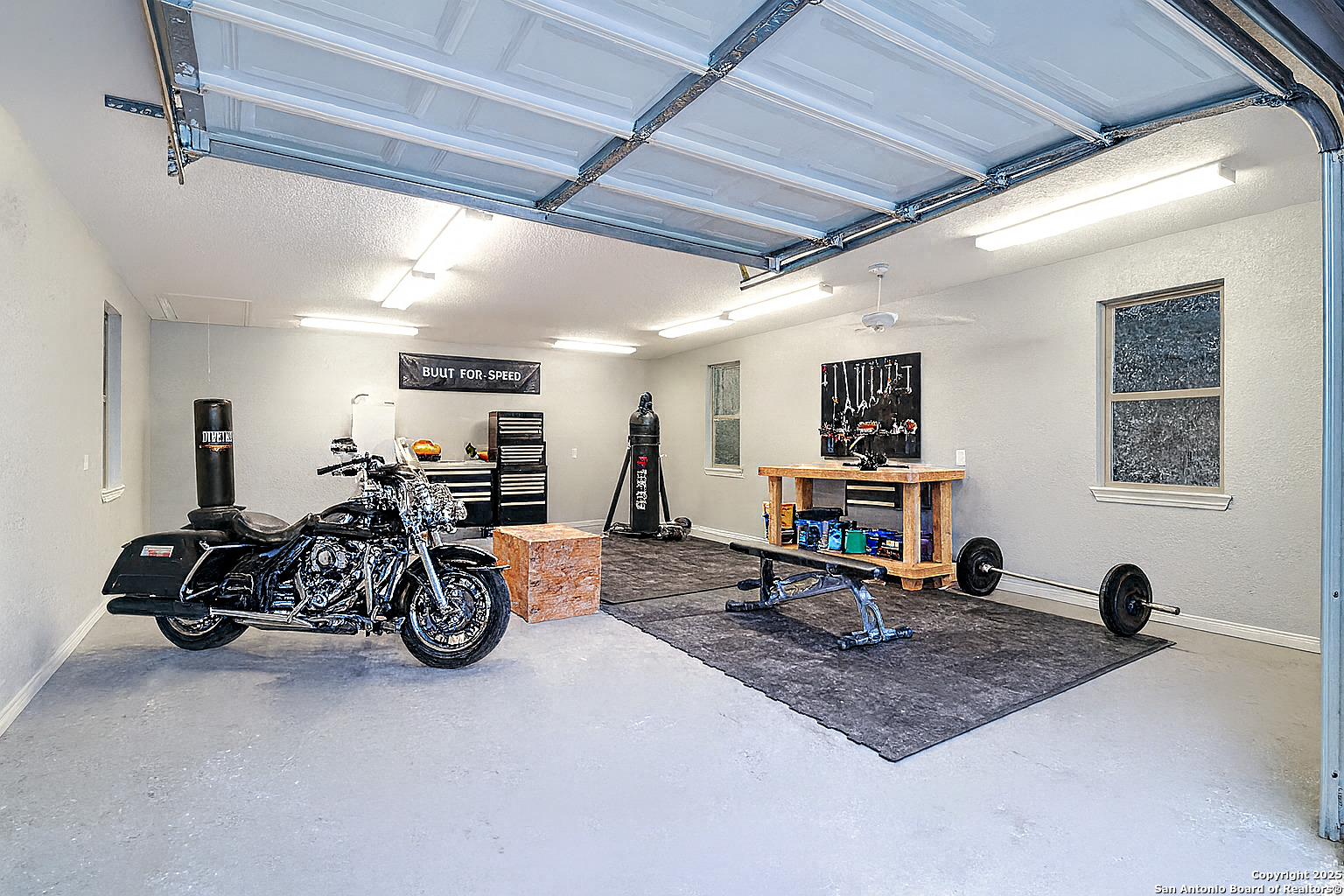 1362 Private Road 3702
