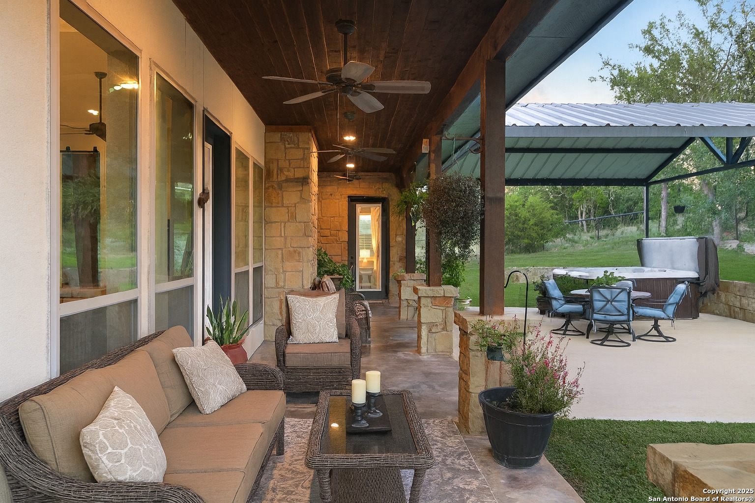 1362 Private Road 3702
