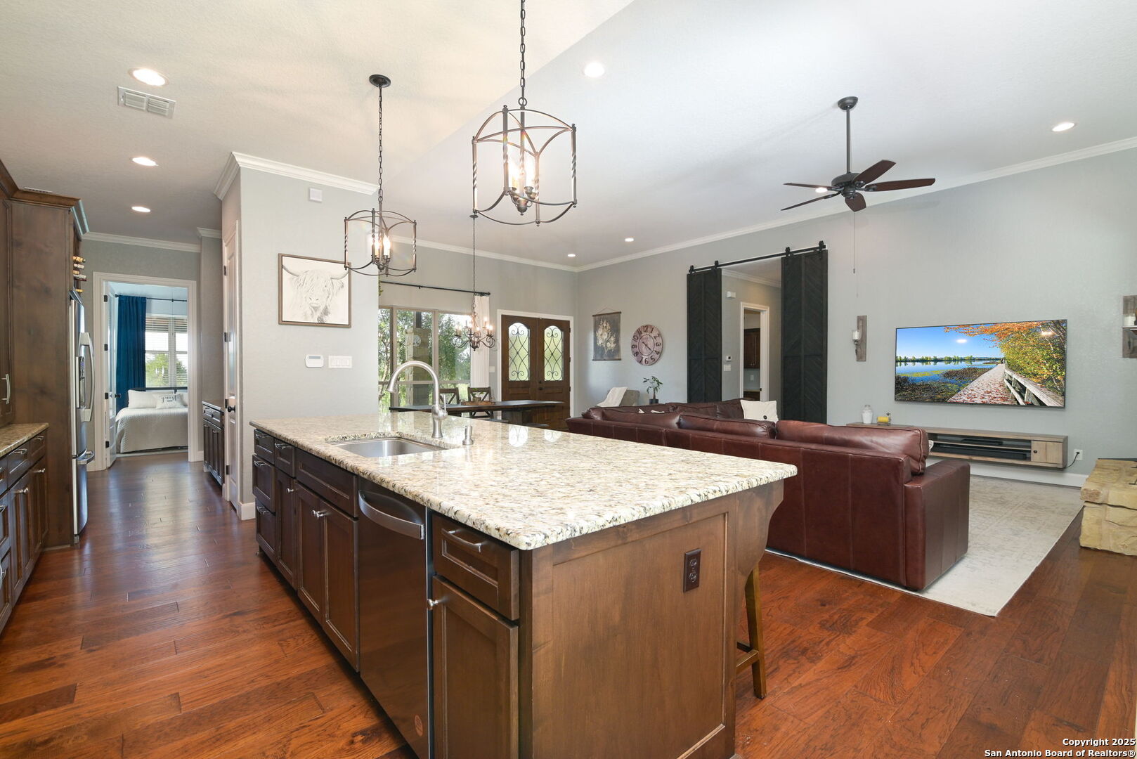 1362 Private Road 3702