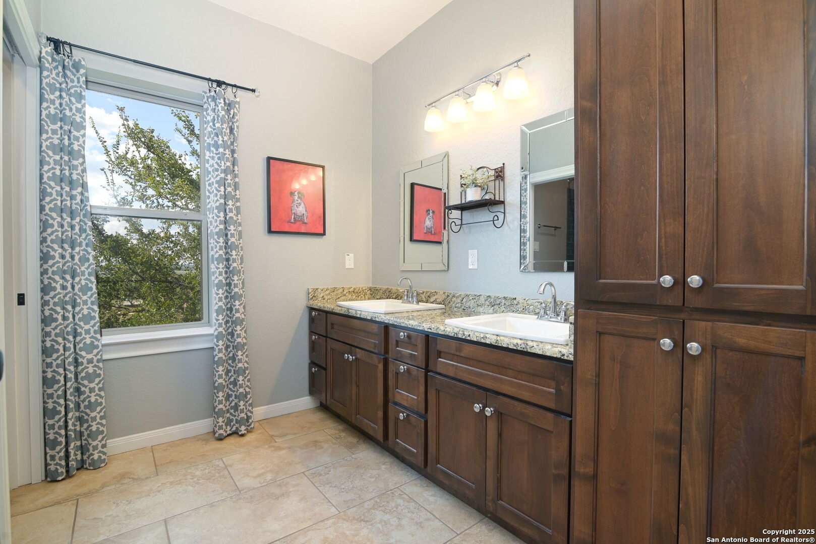 1362 Private Road 3702