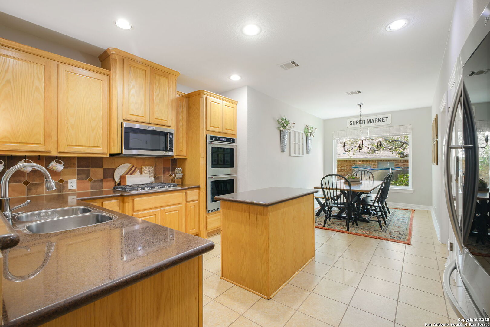 411 Heather Ridge