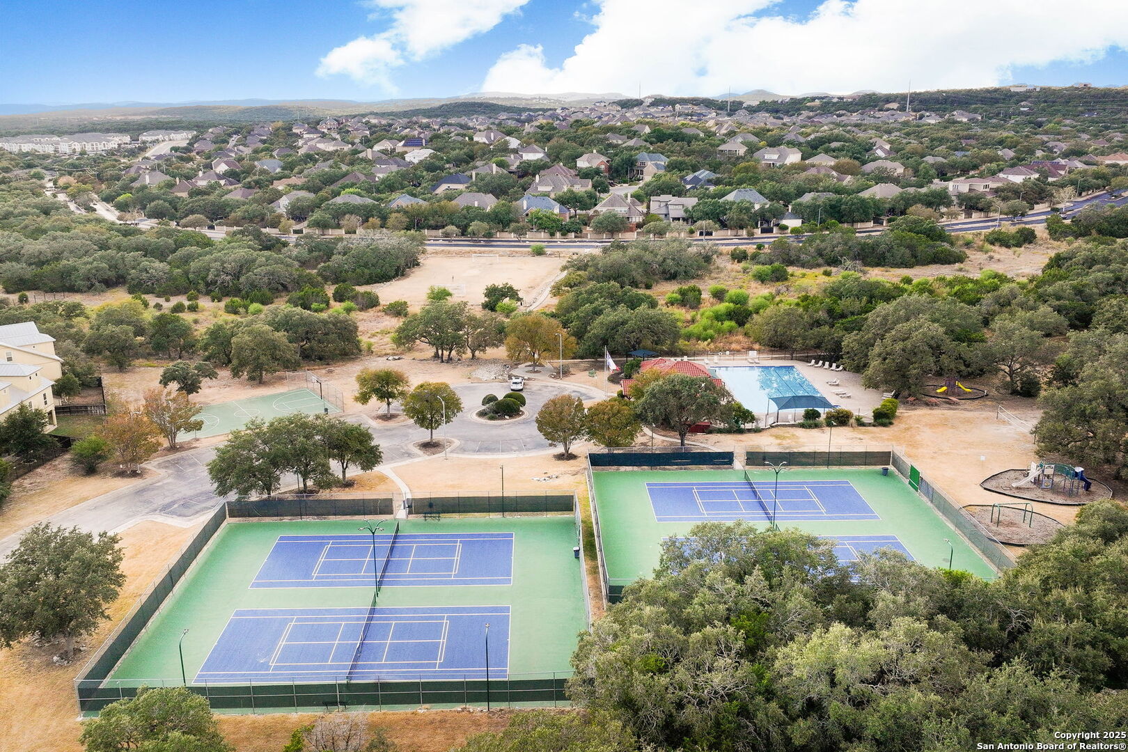 411 Heather Ridge