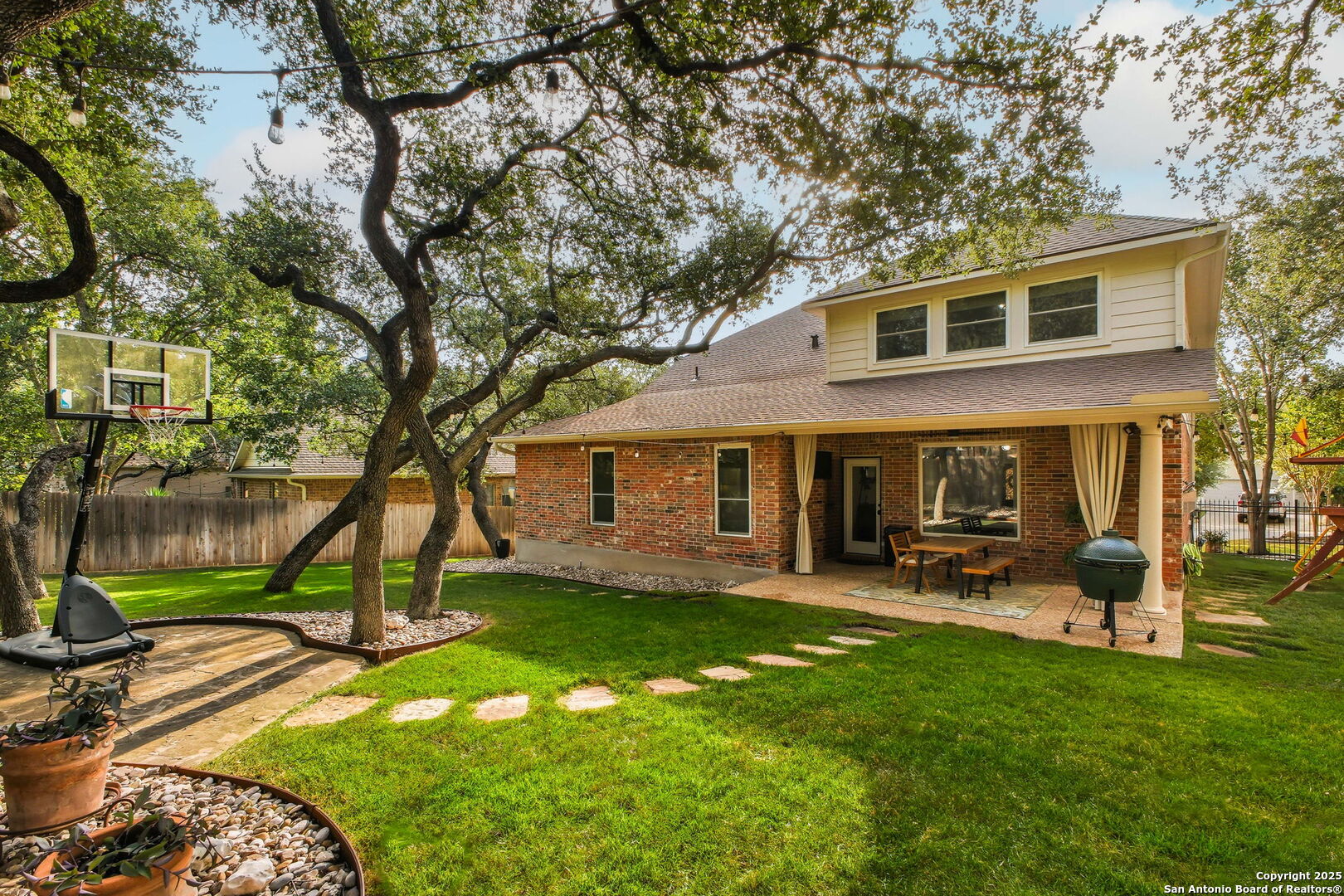 411 Heather Ridge
