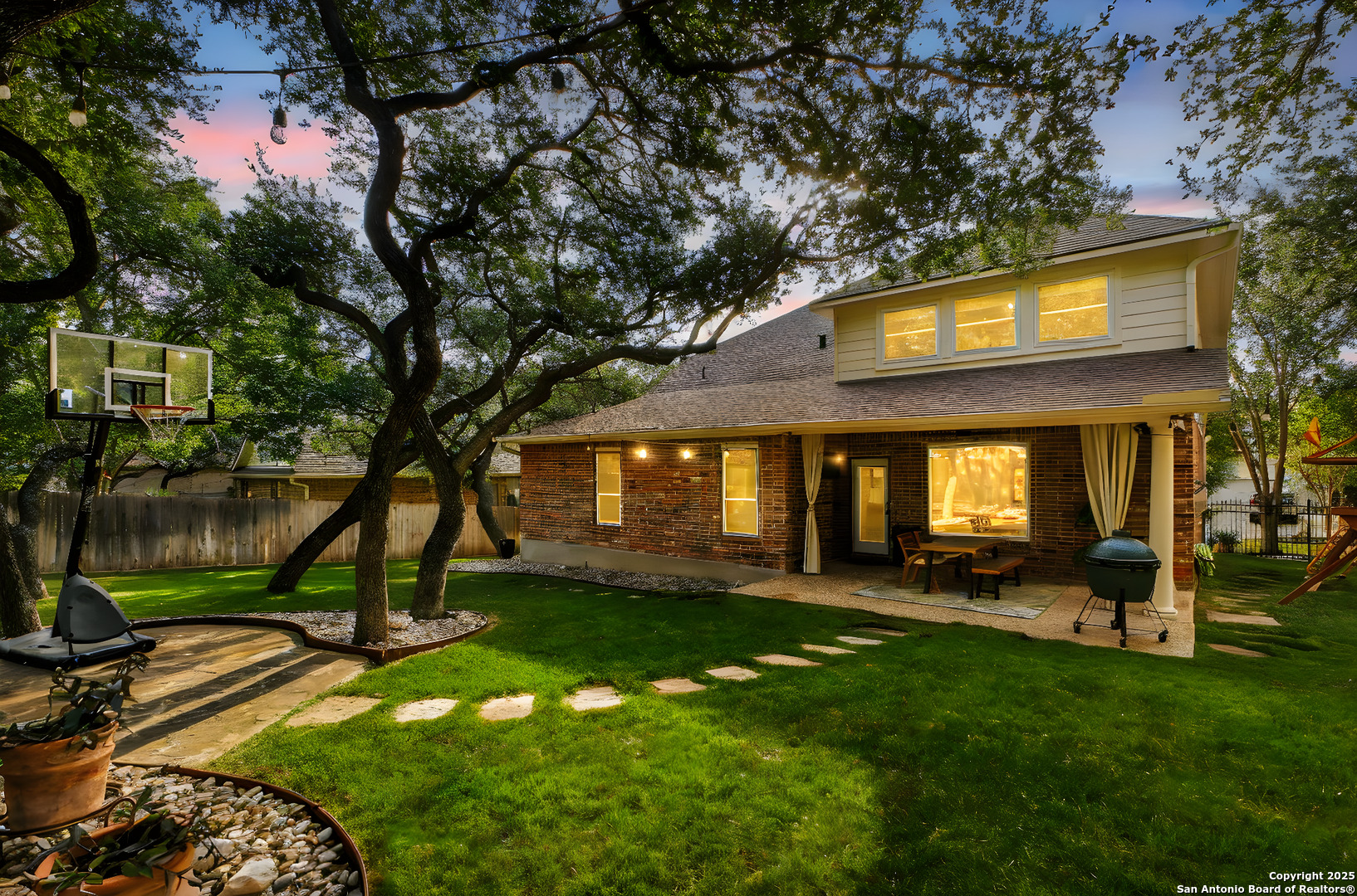 411 Heather Ridge
