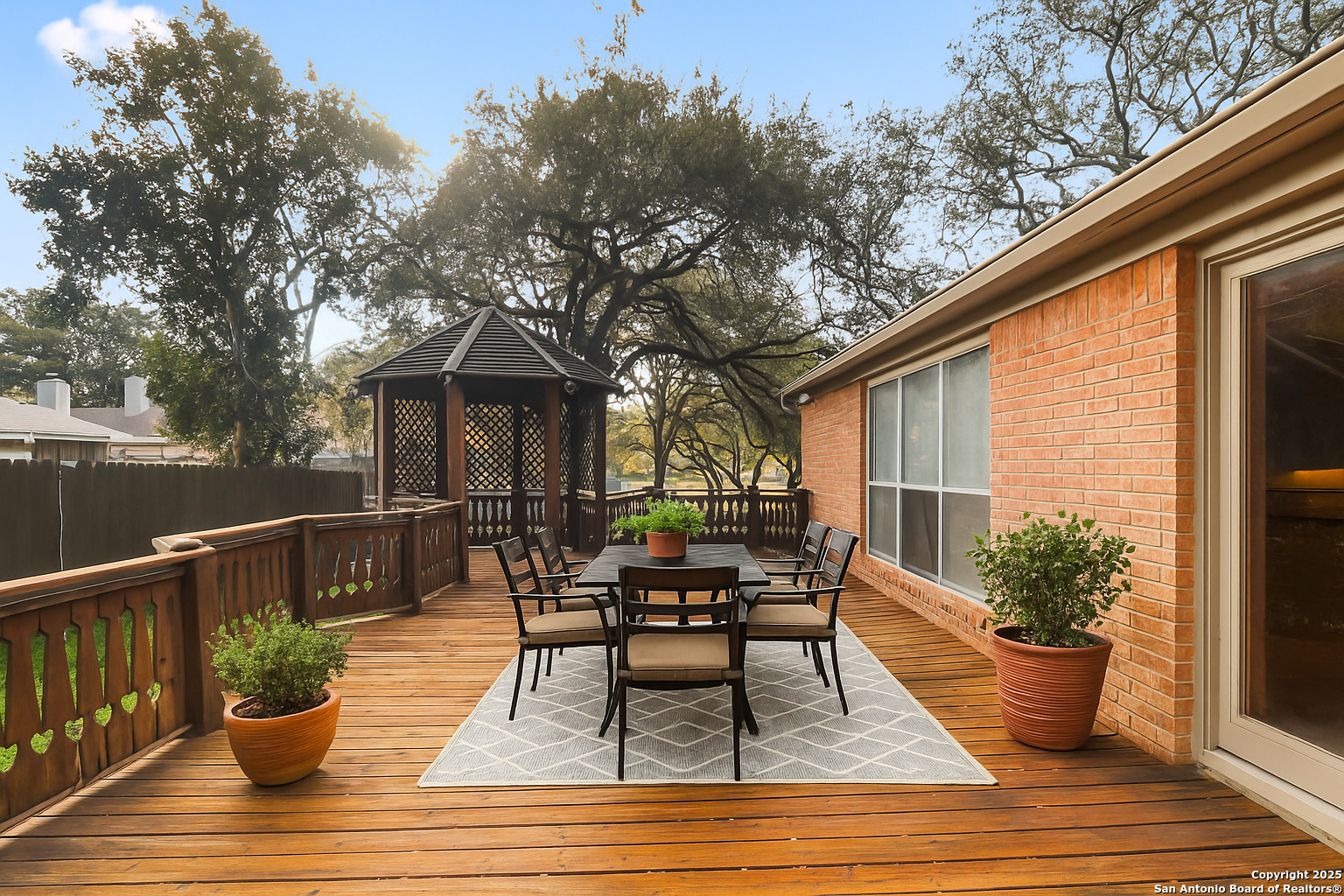 2500 Grove Park