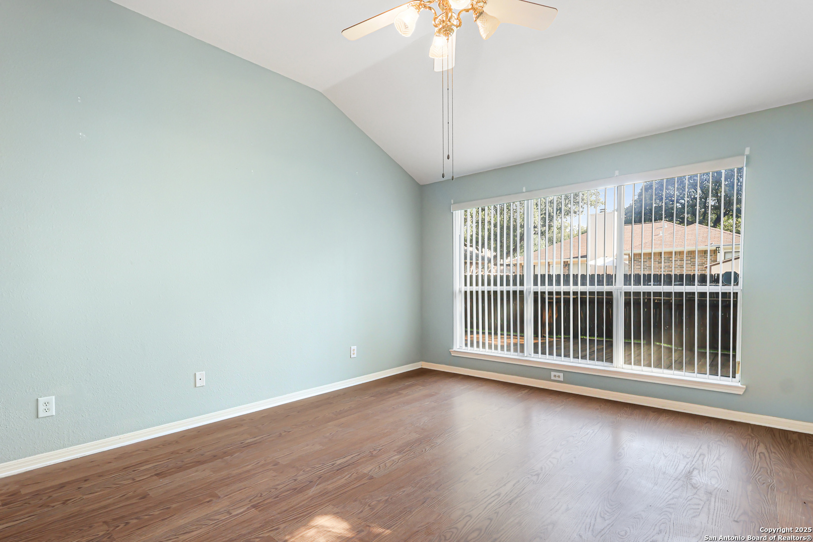2500 Grove Park
