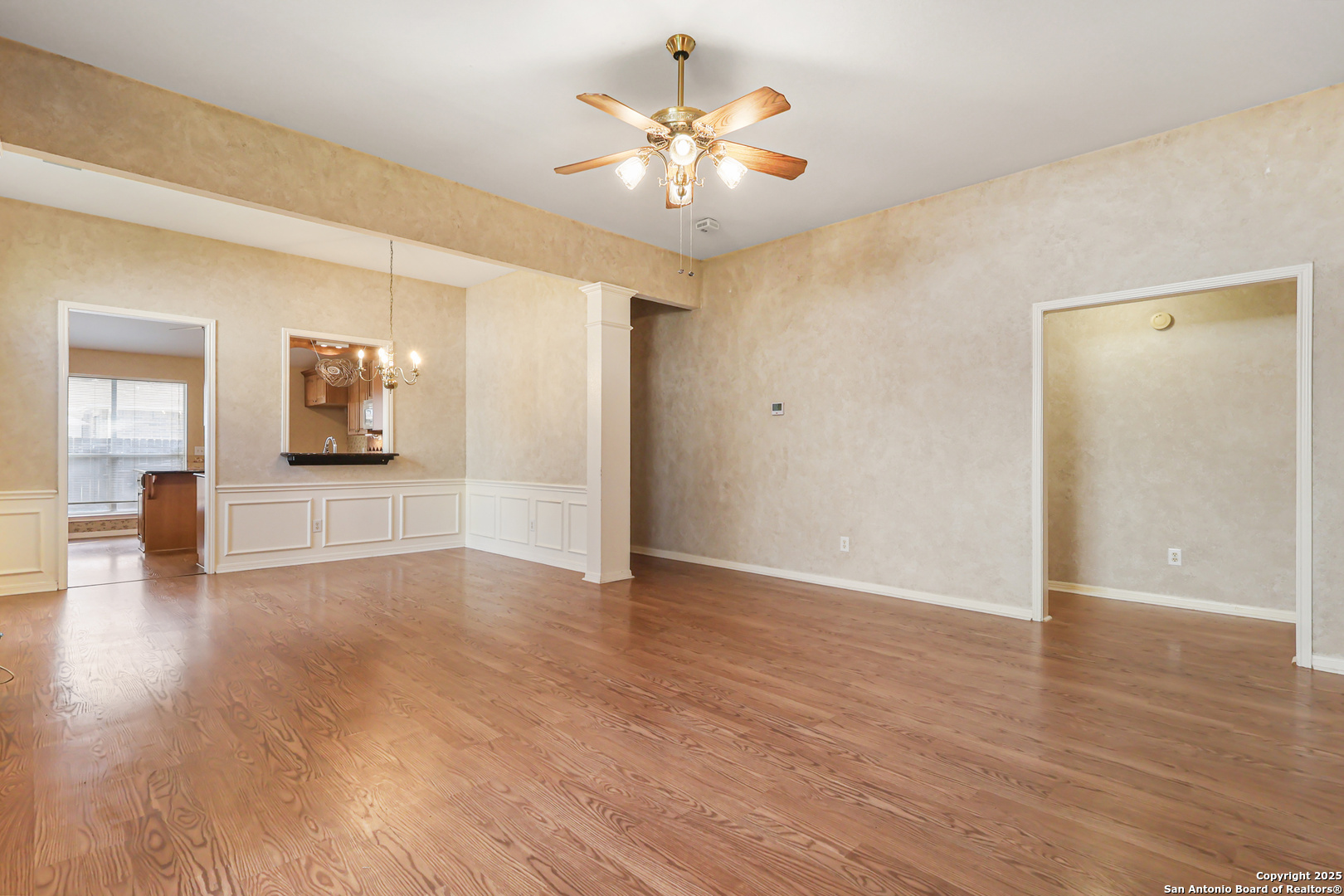 2500 Grove Park