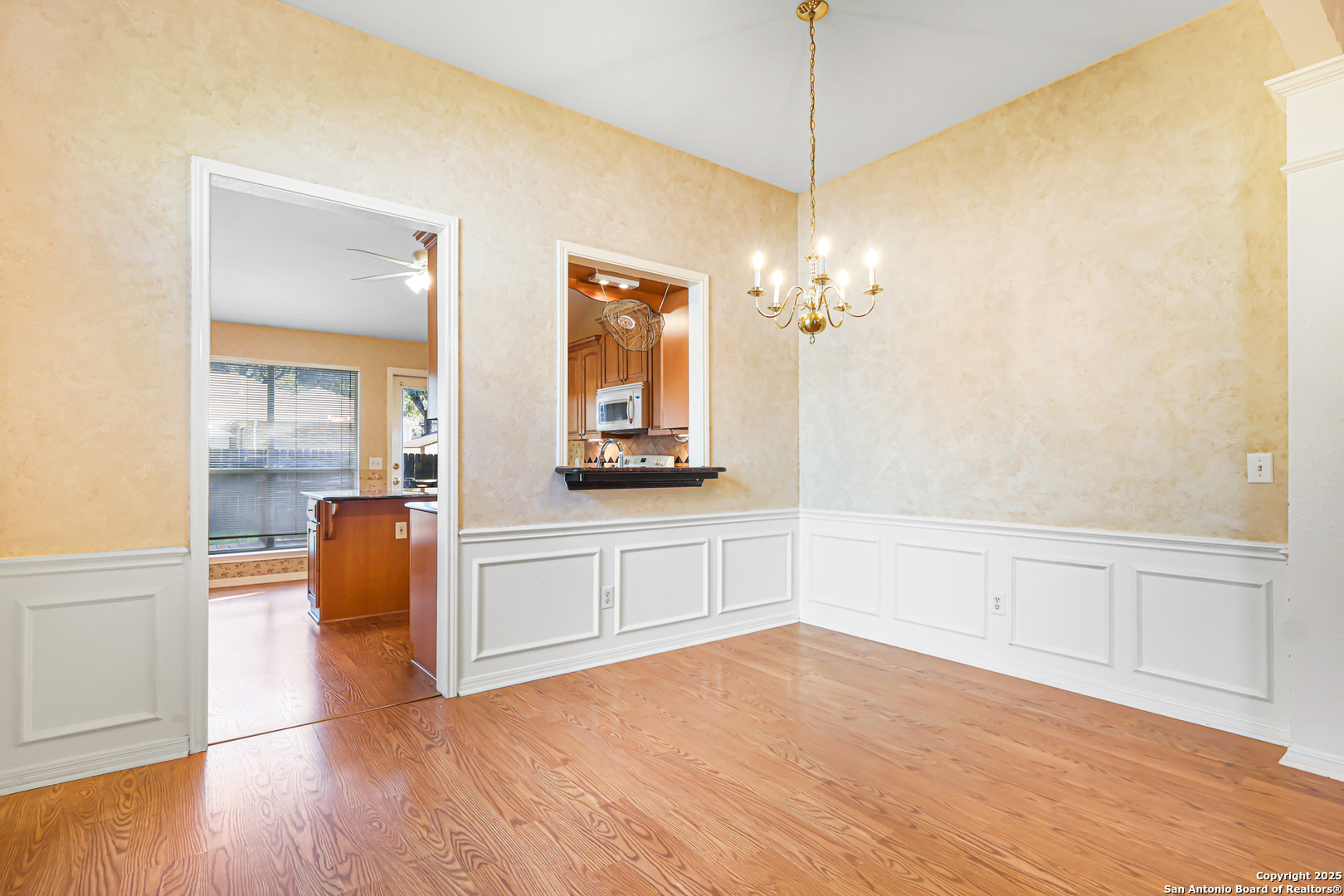 2500 Grove Park