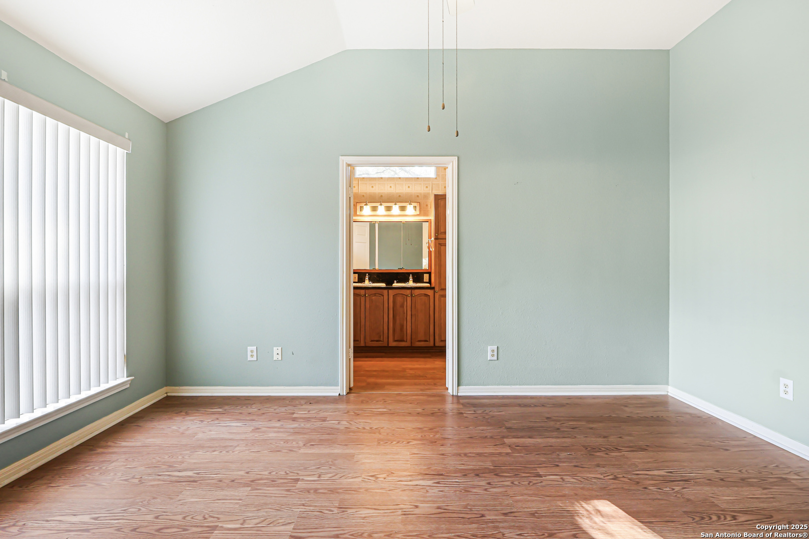 2500 Grove Park