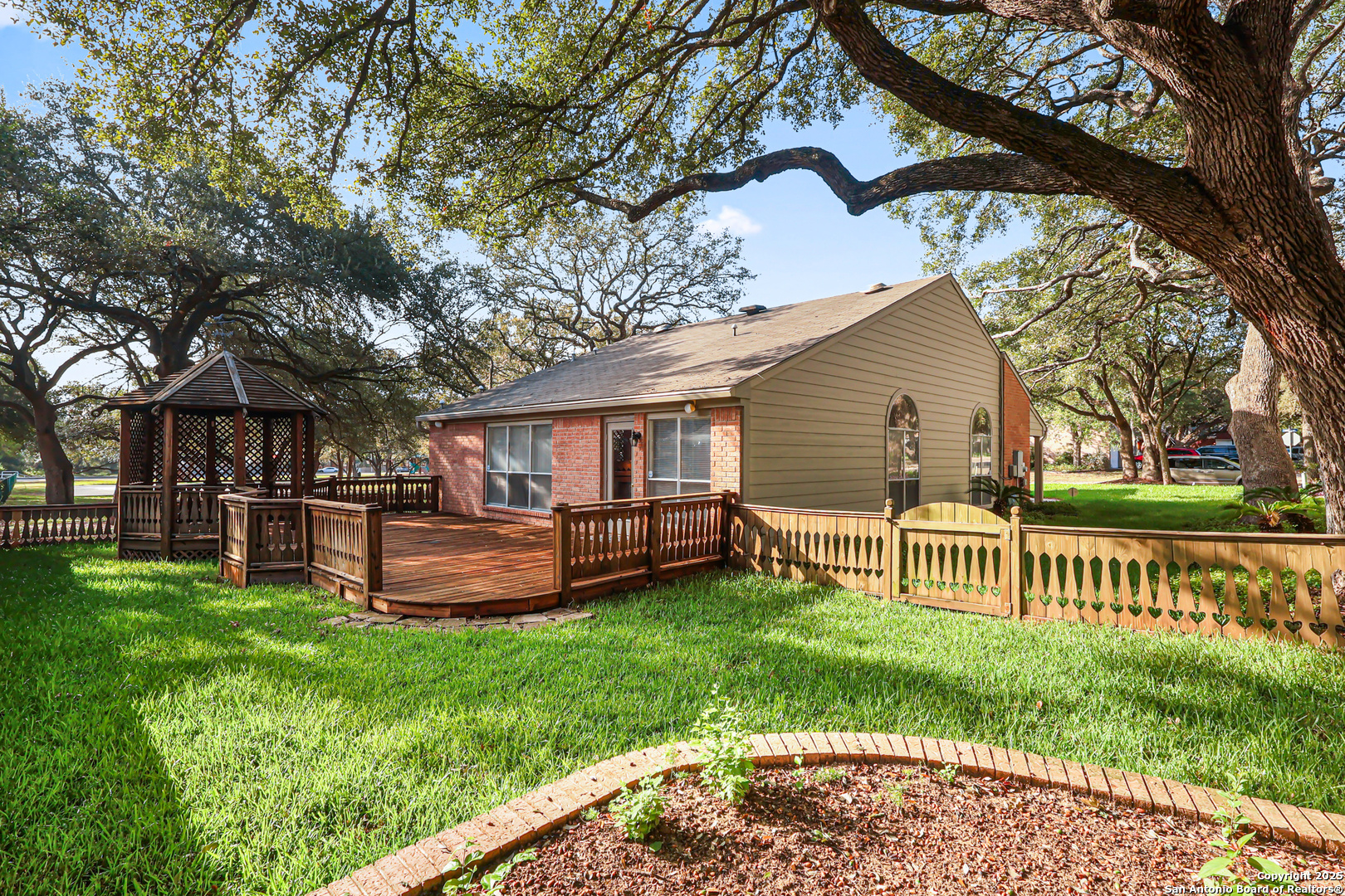 2500 Grove Park