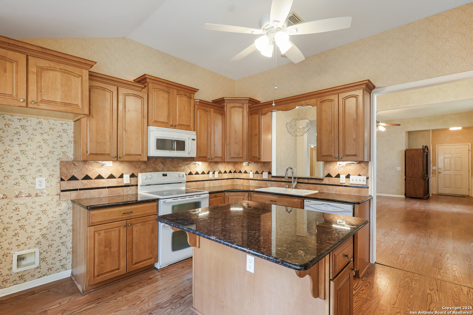 2500 Grove Park