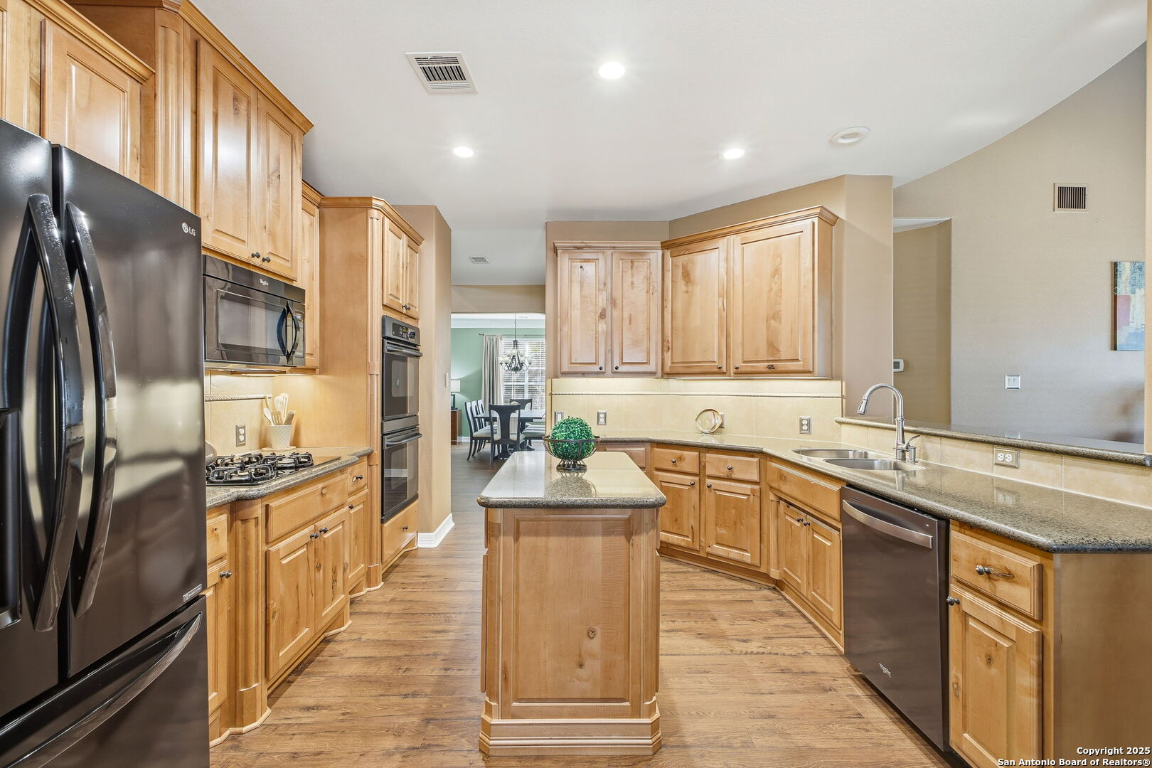 523 Heather Ridge