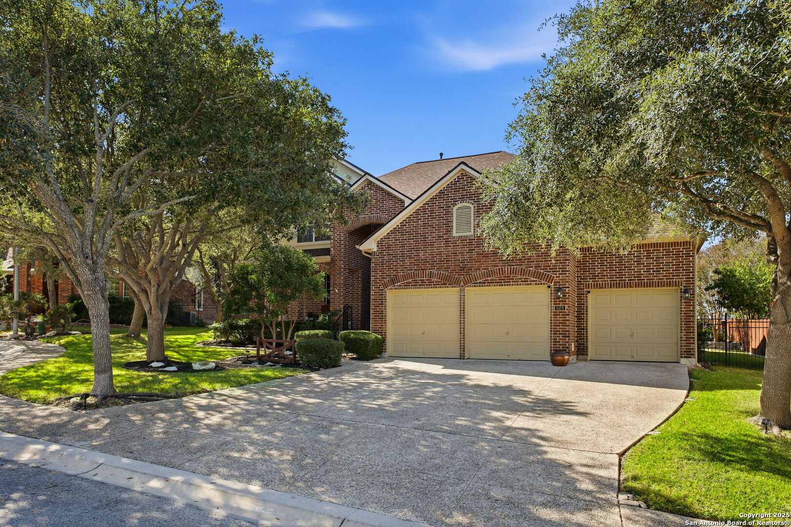523 Heather Ridge