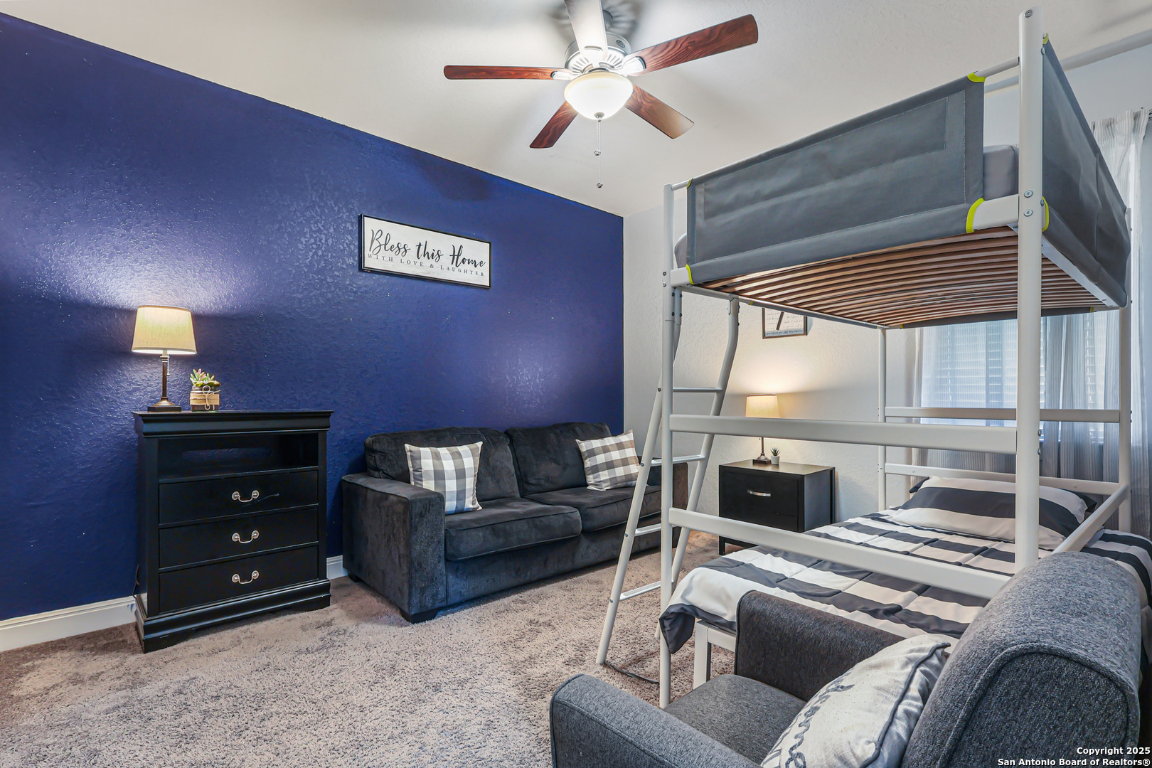 955 Vista Serena