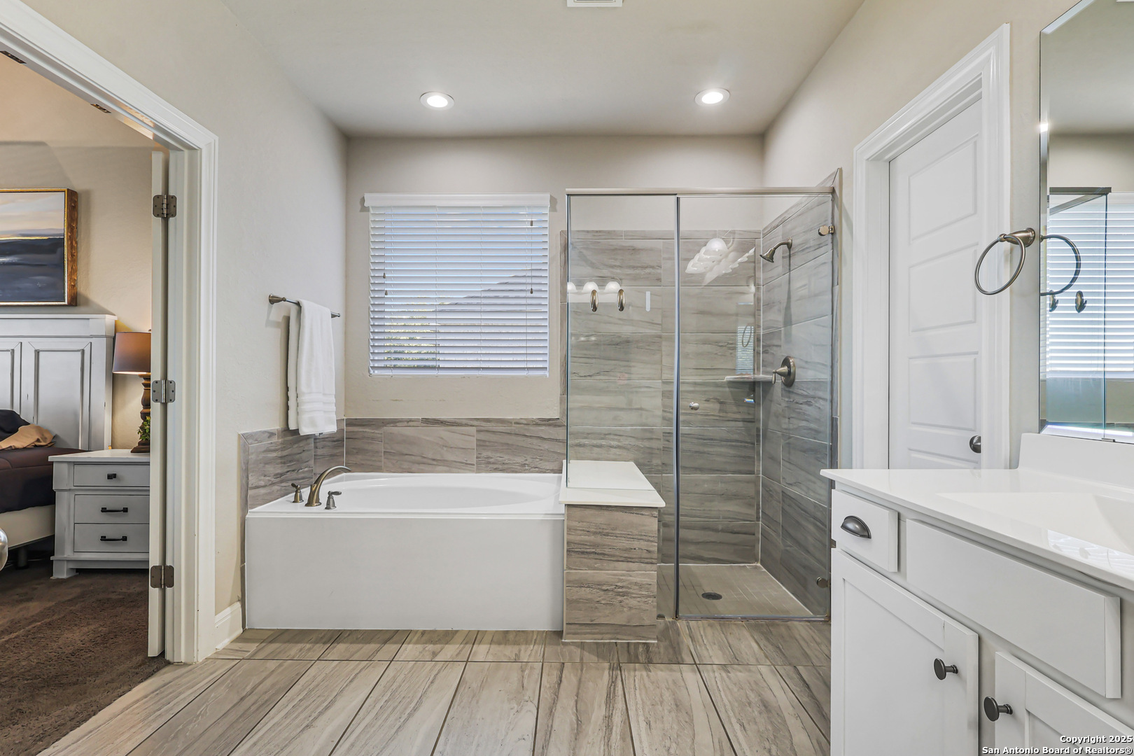 955 Vista Serena