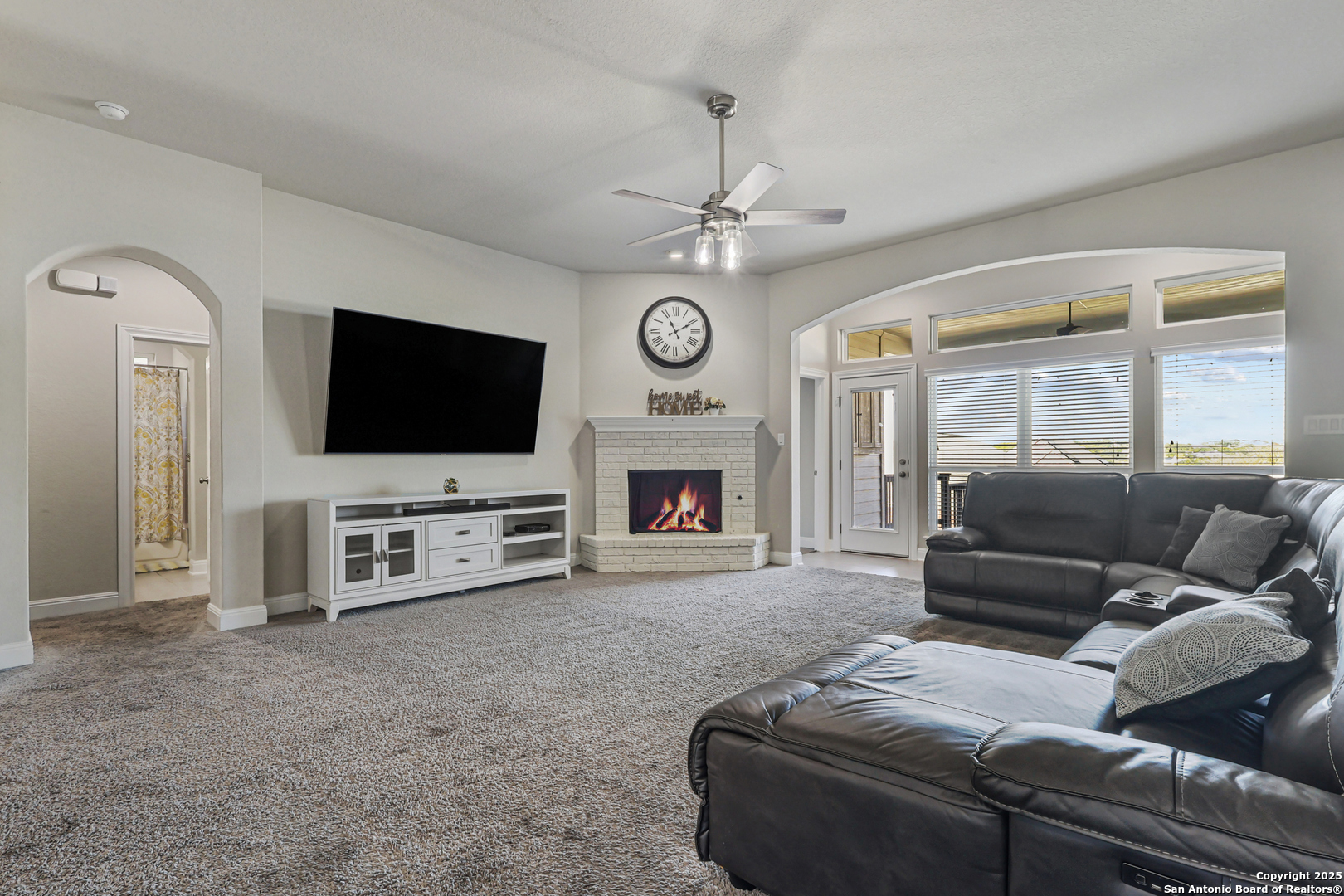955 Vista Serena