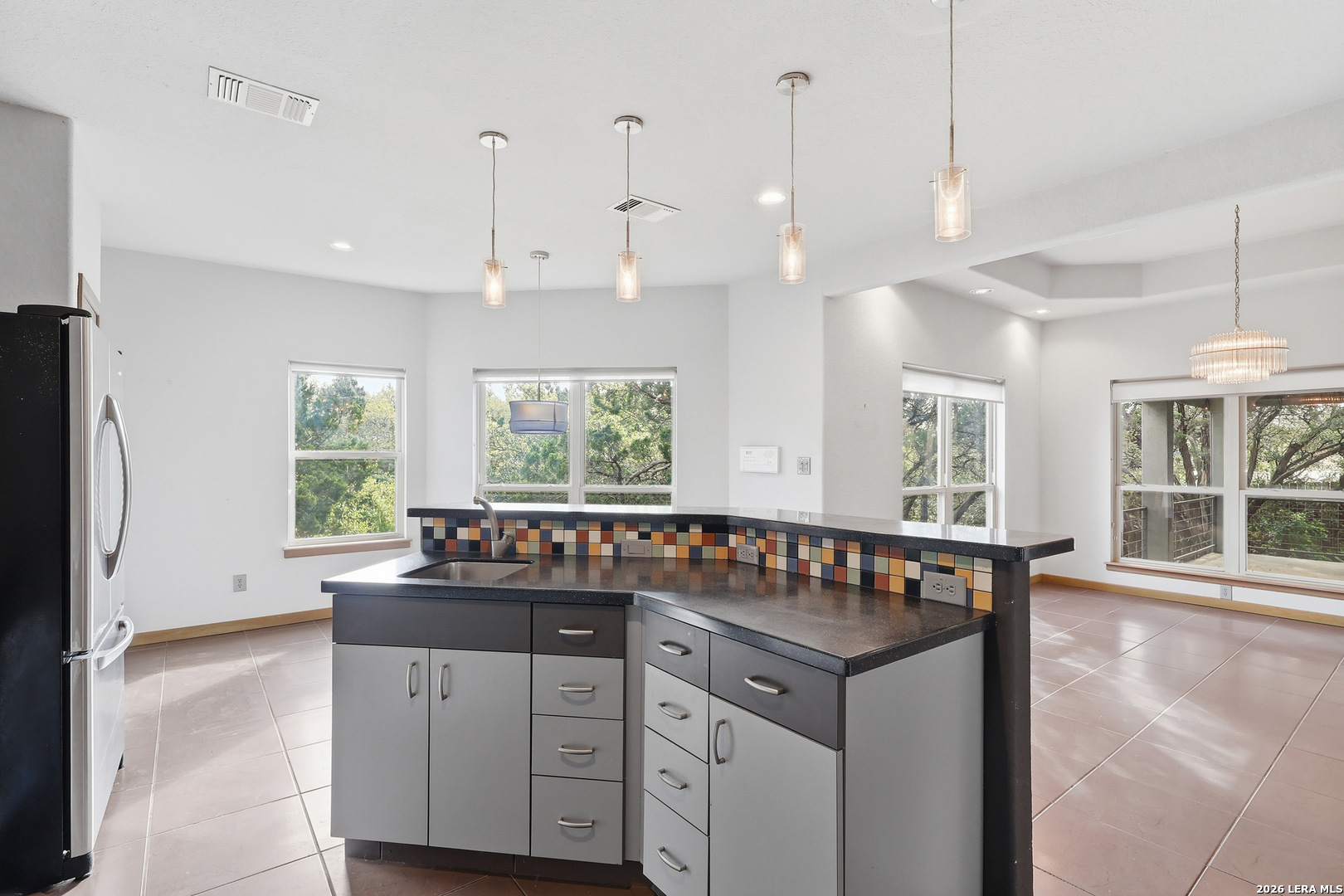 1014 Flagstone