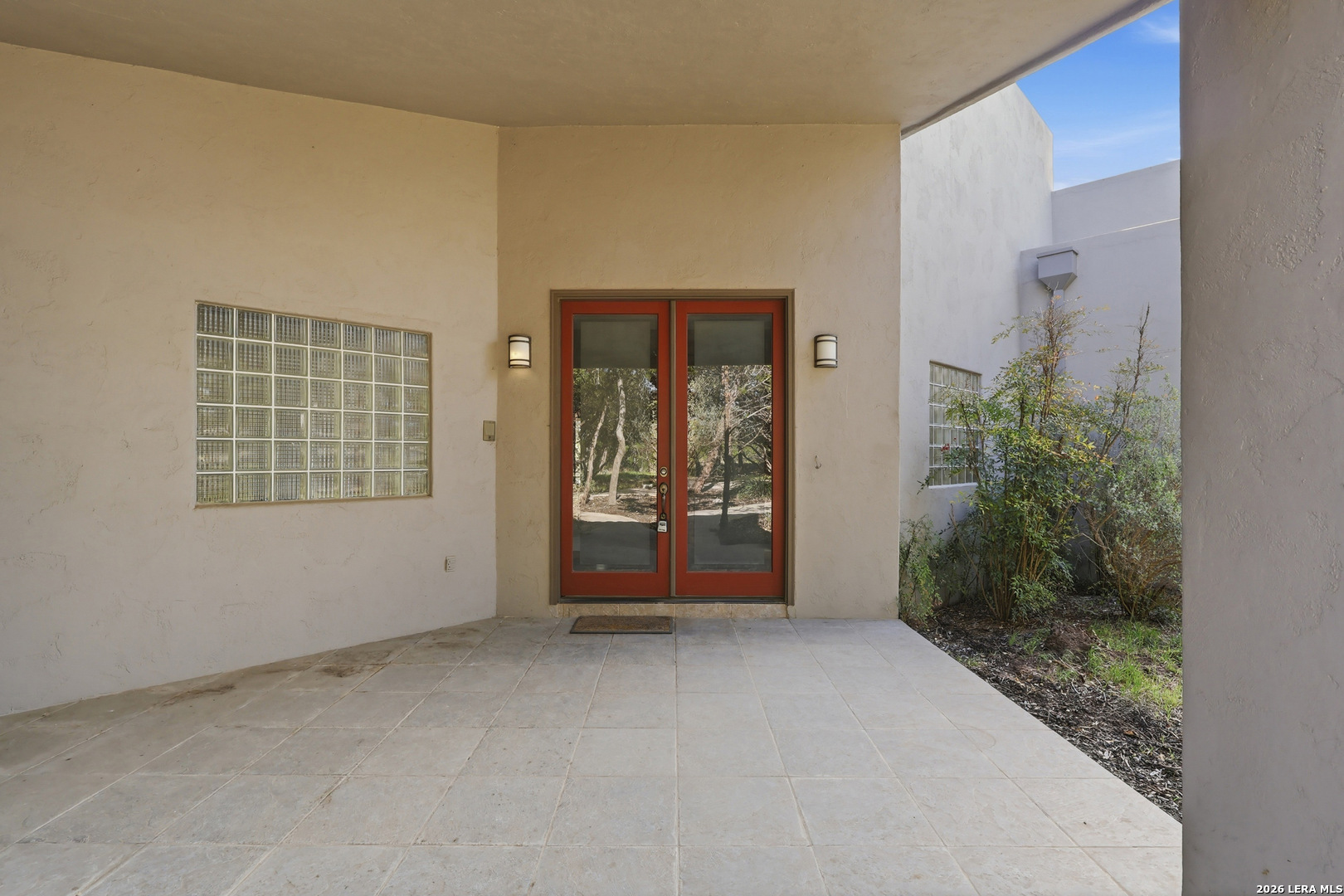 1014 Flagstone