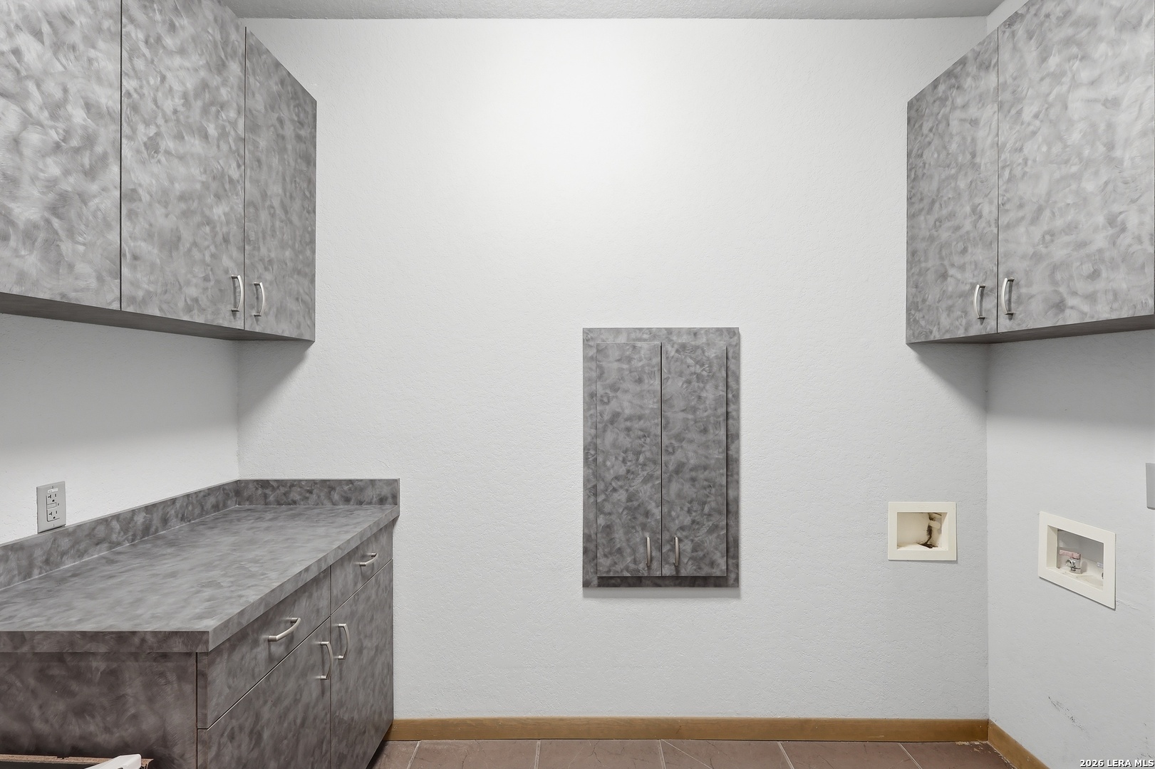 1014 Flagstone