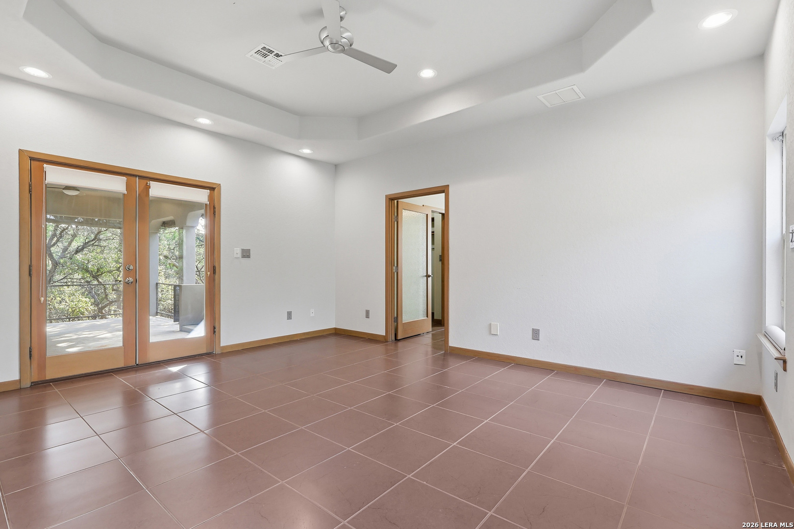 1014 Flagstone