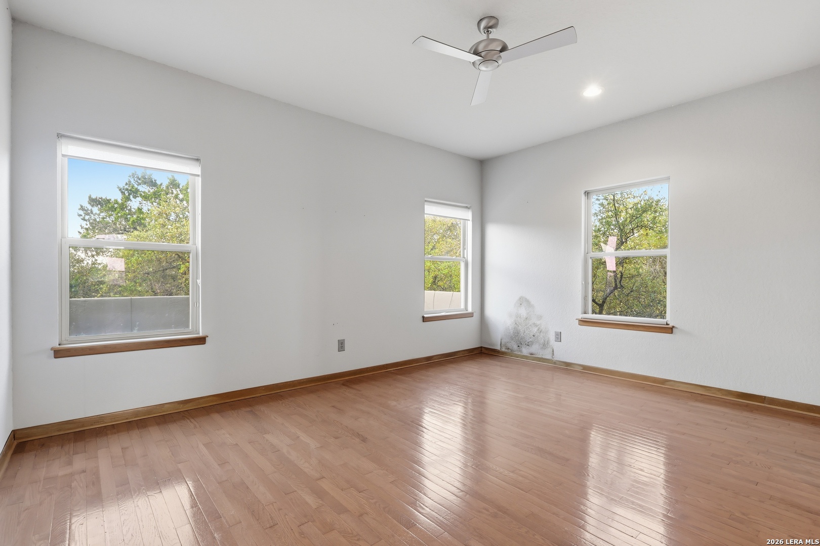 1014 Flagstone