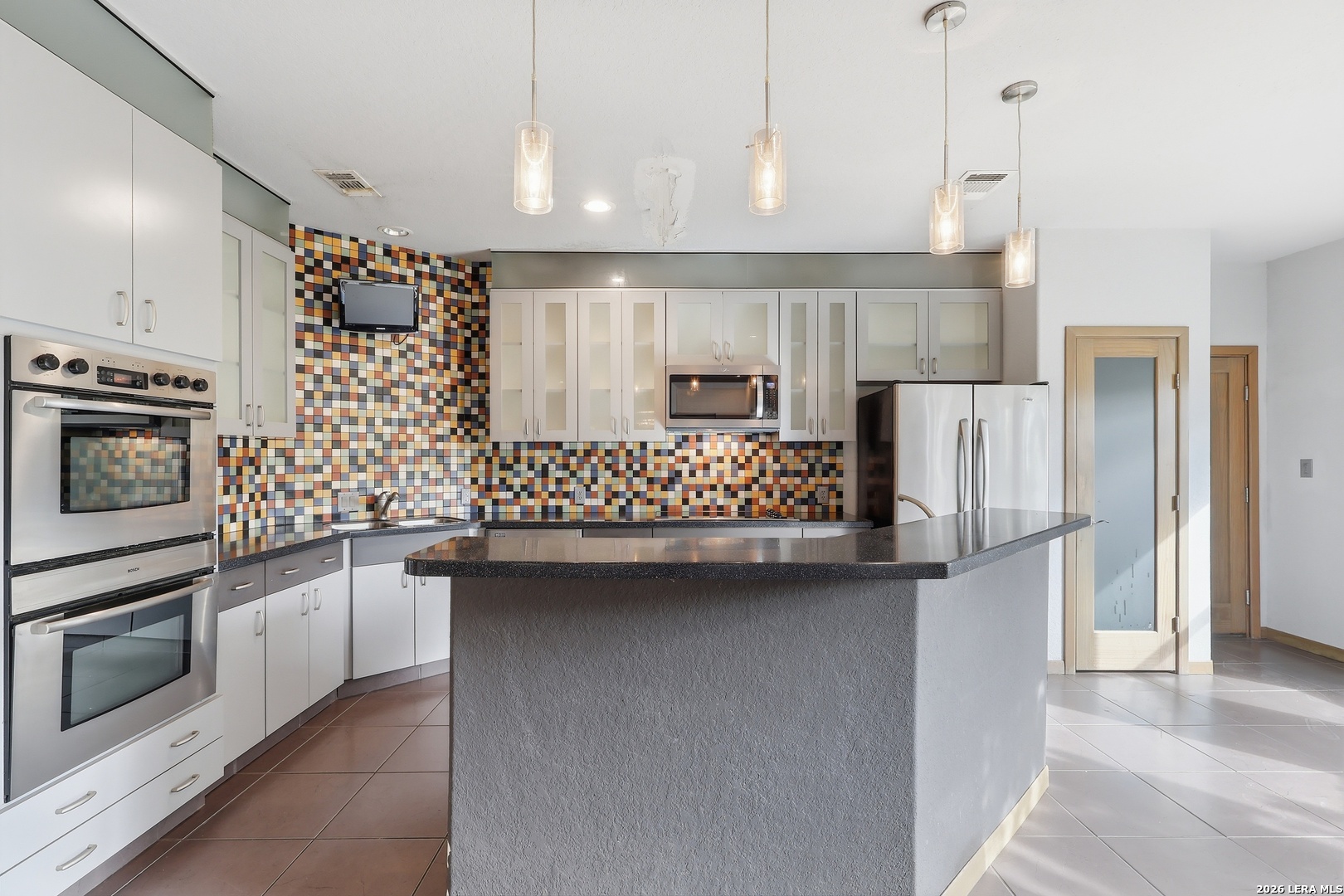 1014 Flagstone