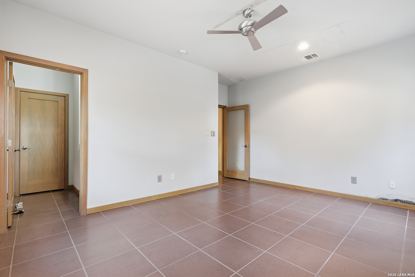 1014 Flagstone