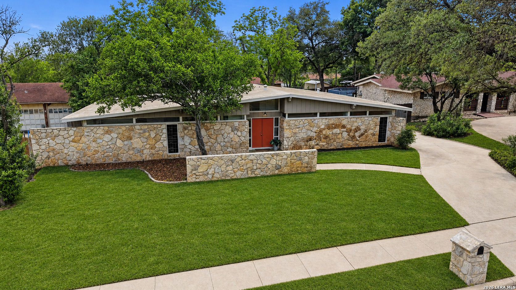 2622 Hopeton Dr