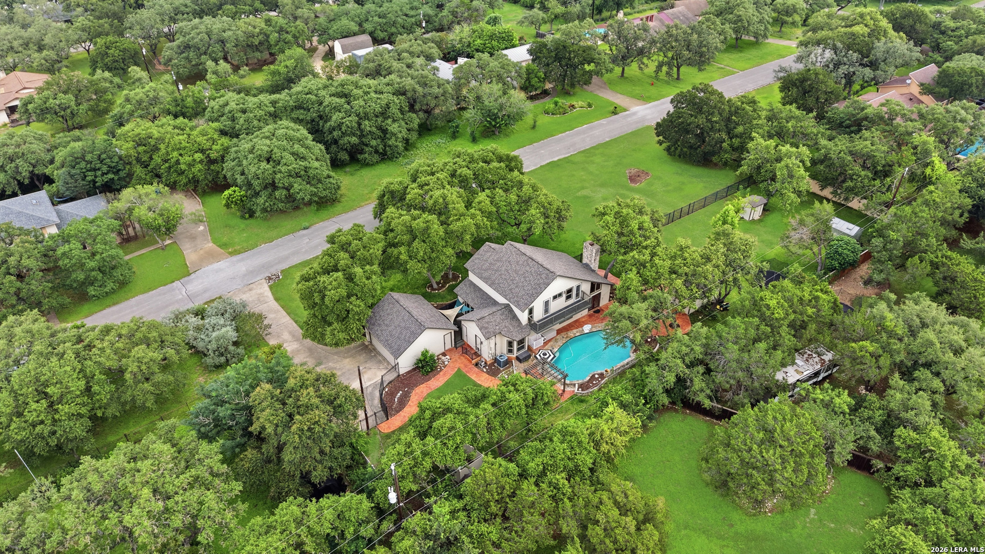 8430 Twisted Oaks