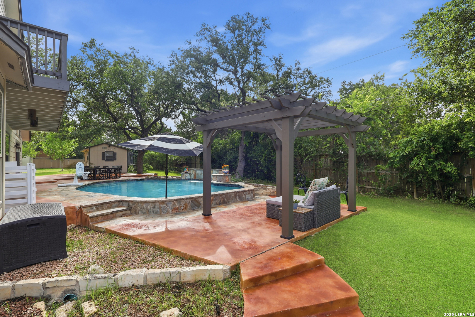 8430 Twisted Oaks