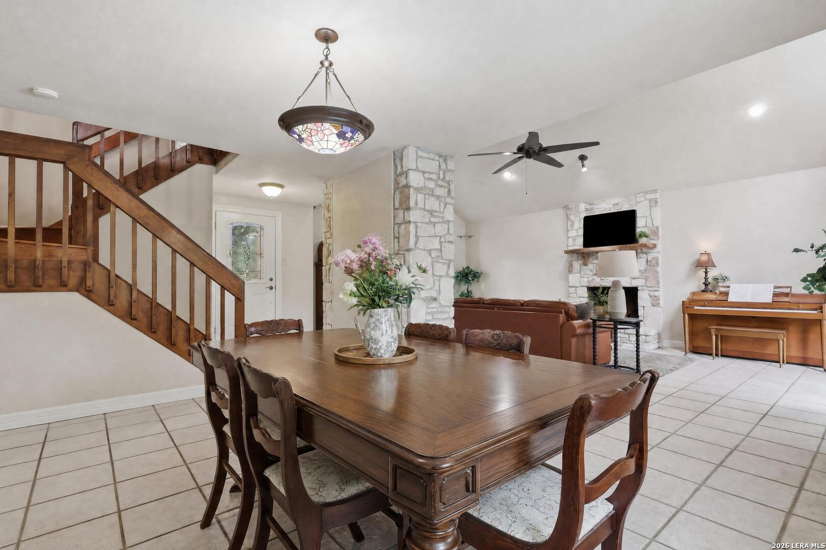 8430 Twisted Oaks