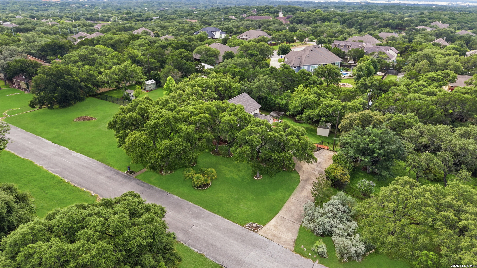8430 Twisted Oaks