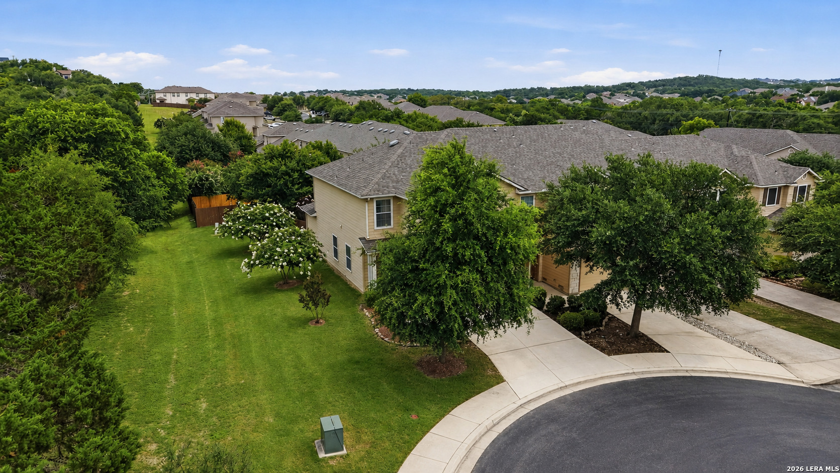 3903 Paradiso Loop